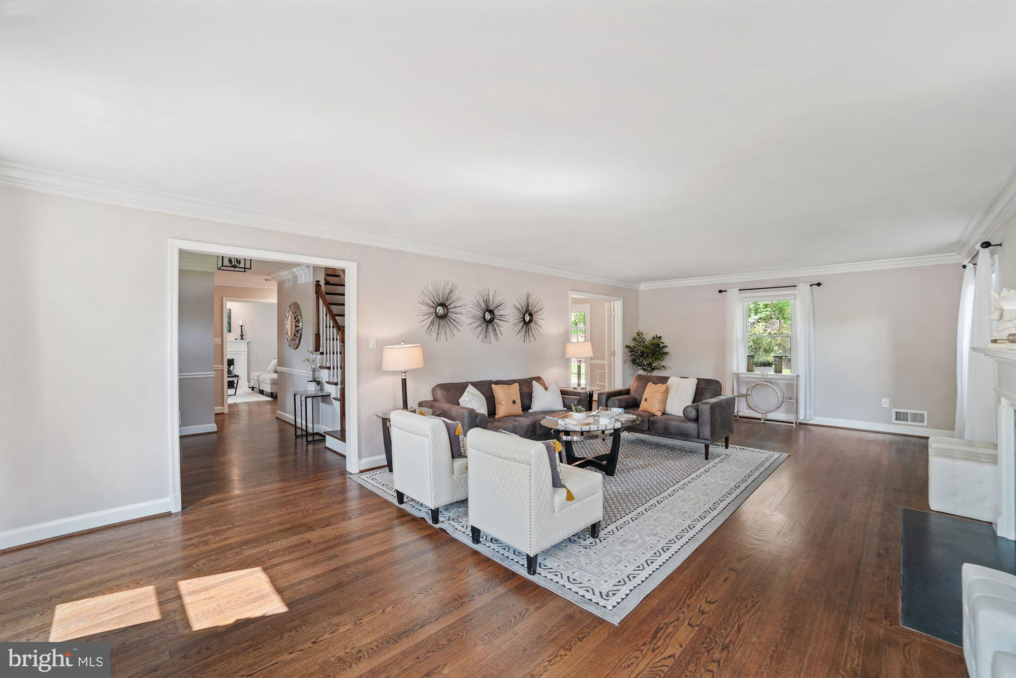 BRADLEY MANOR - Residential