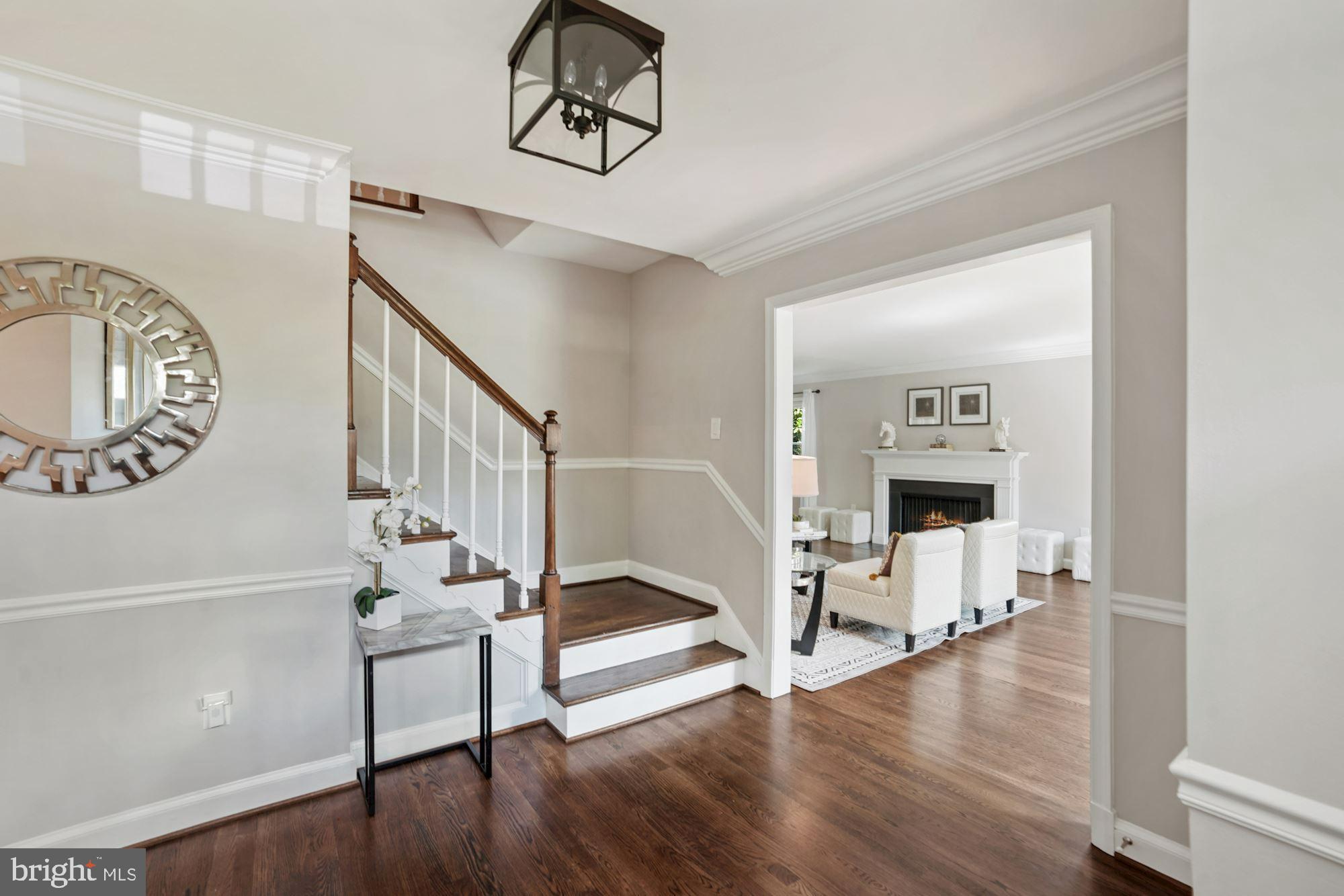 BRADLEY MANOR - Residential