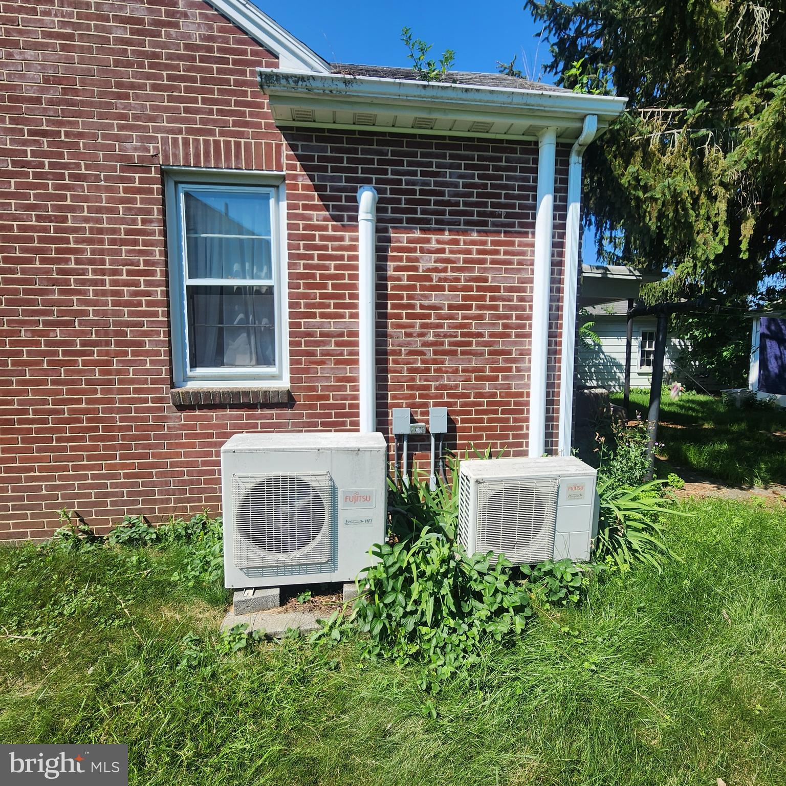 40 E MYRTLE STREET