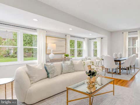 Photo of 255 N Bryan Street N, ARLINGTON, VA 22201 (MLS # VAAR2078656)