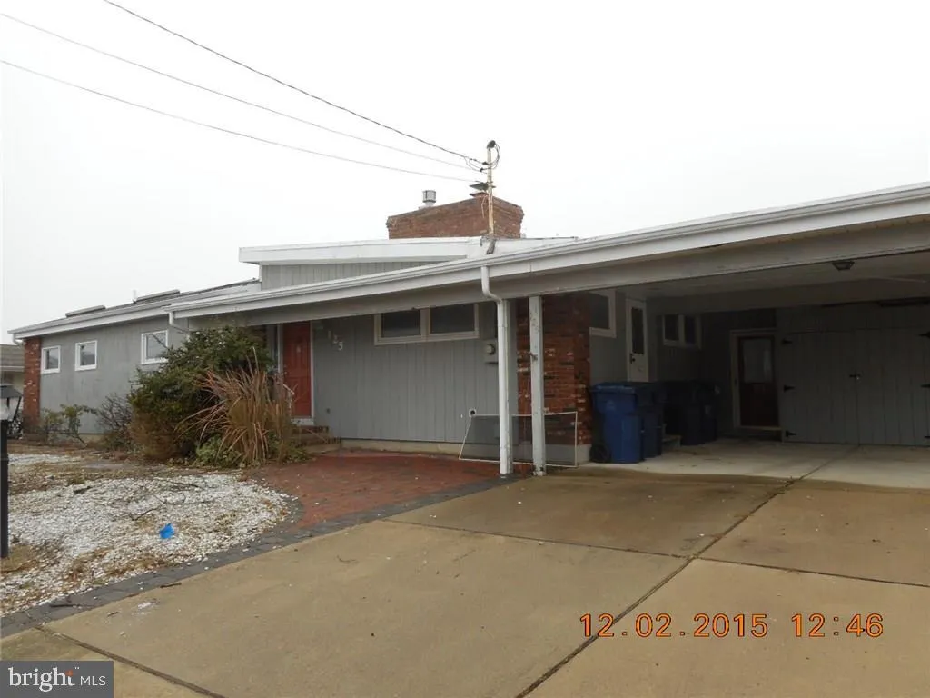 125 E Hudson Drive, Tuckerton, NJ 08087