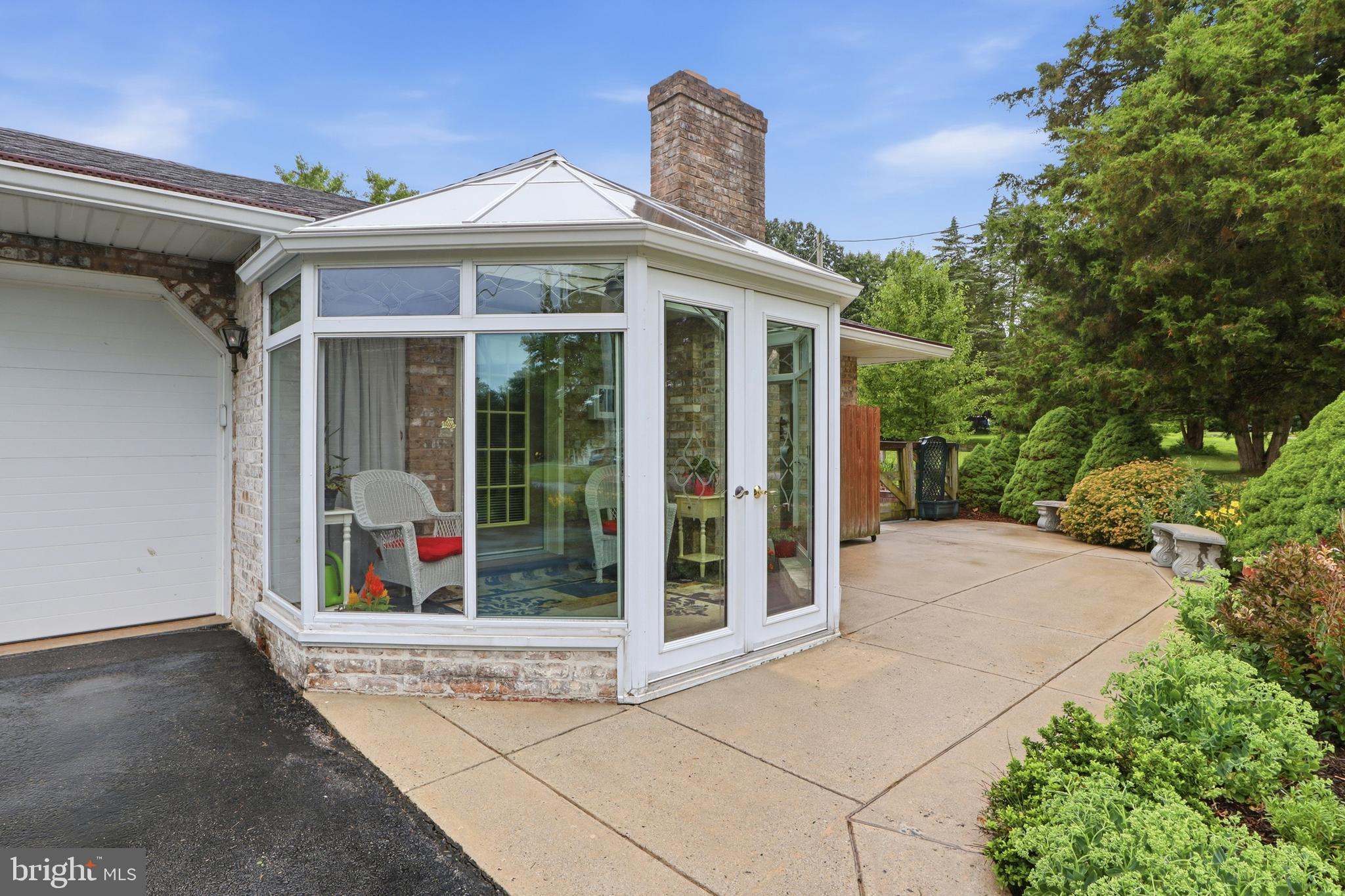 22 BURNSIDE DRIVE