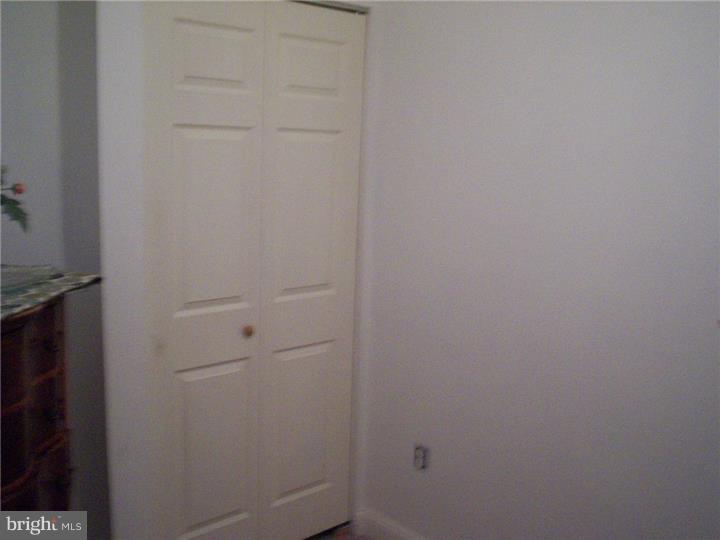 WHITMAN - Residential