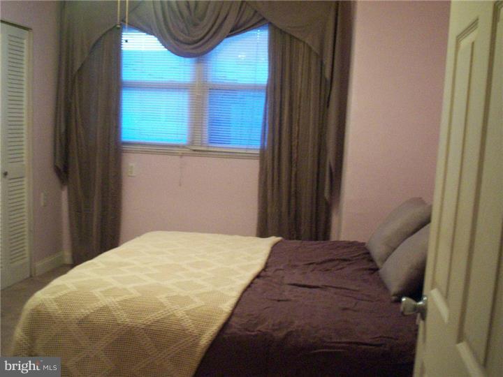 WHITMAN - Residential