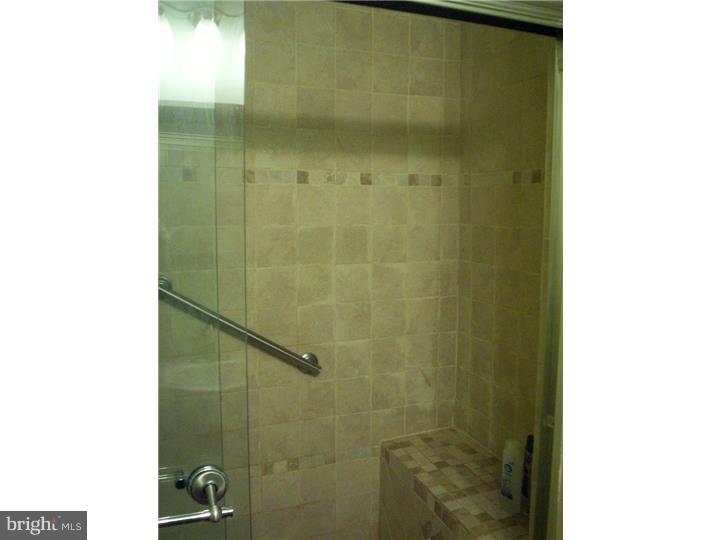 WHITMAN - Residential