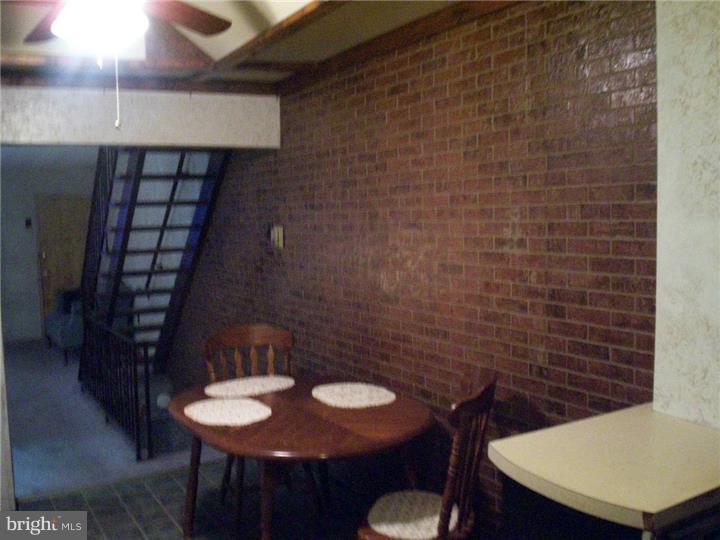 WHITMAN - Residential