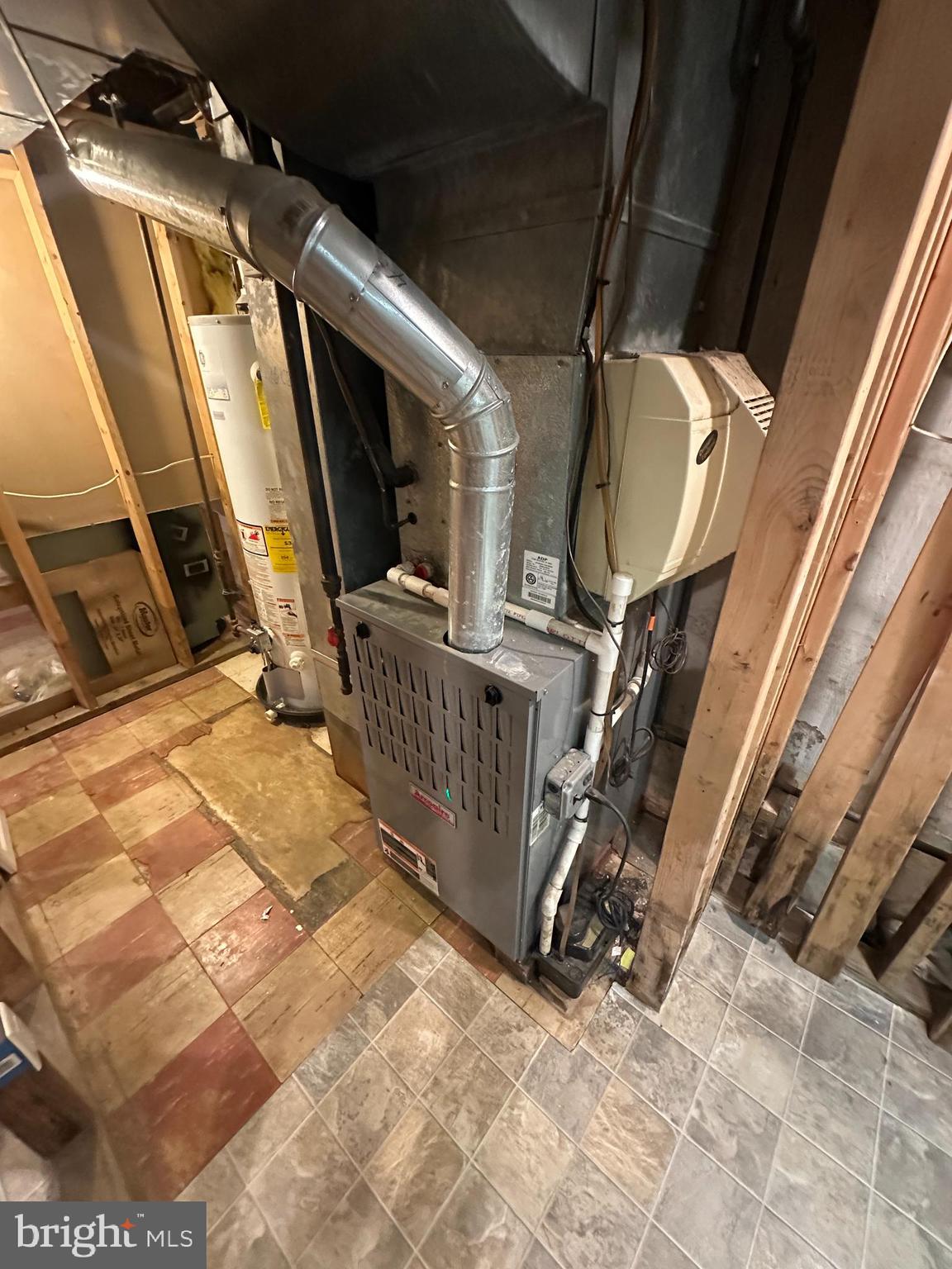 LYNBROOK - Residential