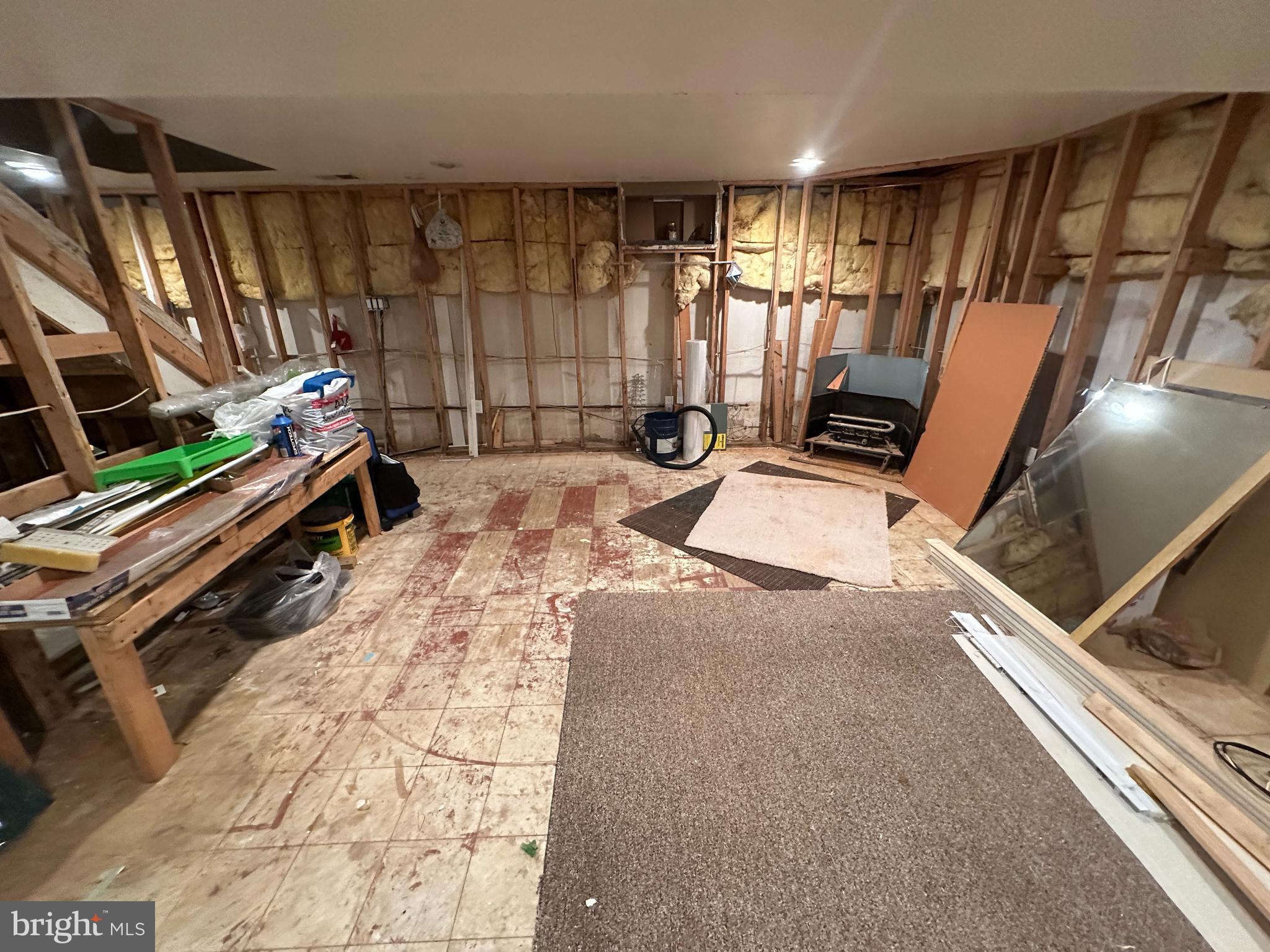 LYNBROOK - Residential