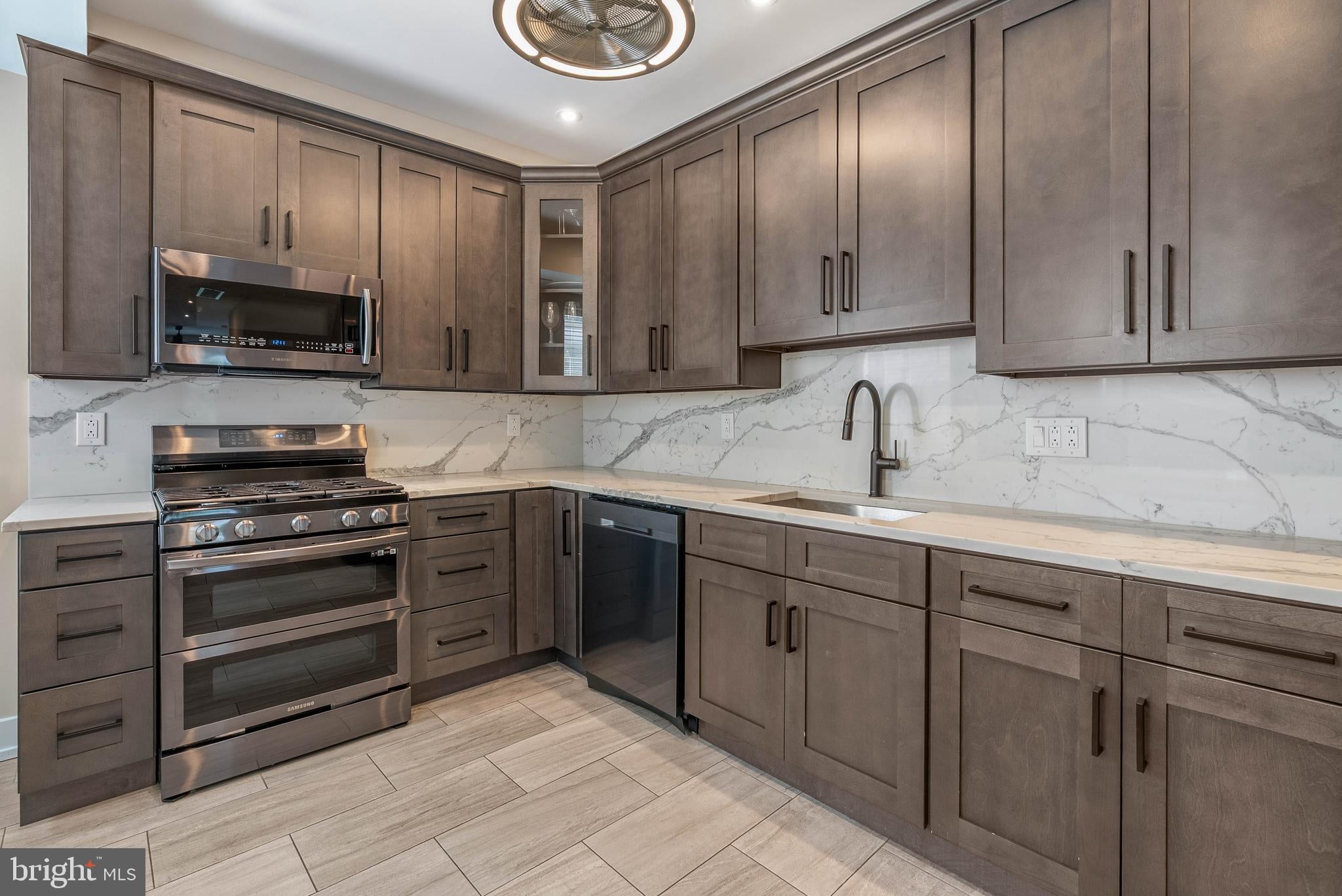 614 S 15TH STREET 2