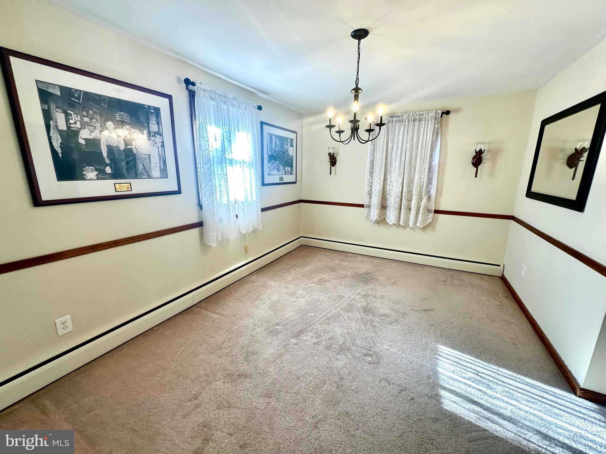 OAKLAND TERRACE - Residential