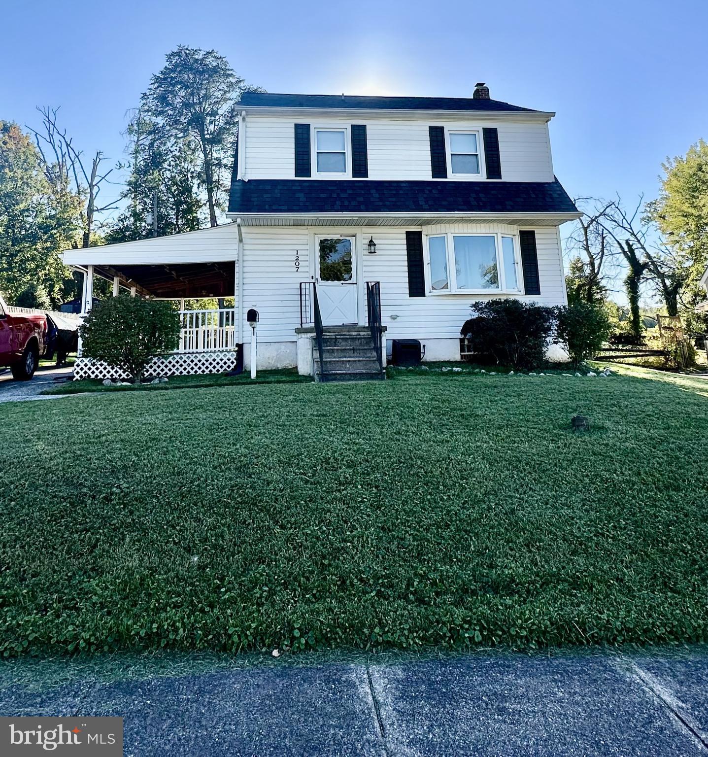 OAKLAND TERRACE - Residential