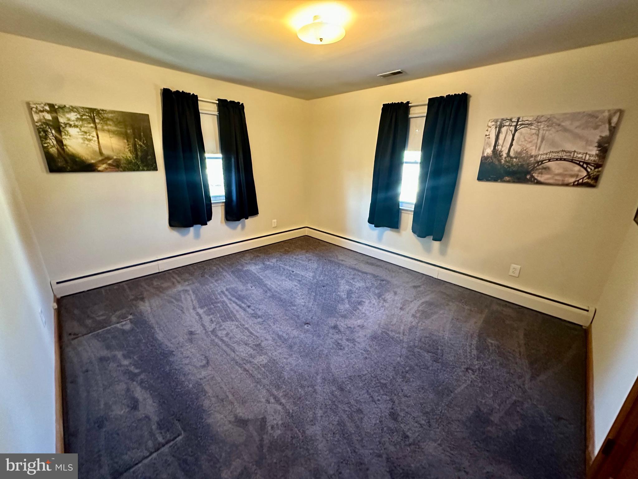 OAKLAND TERRACE - Residential