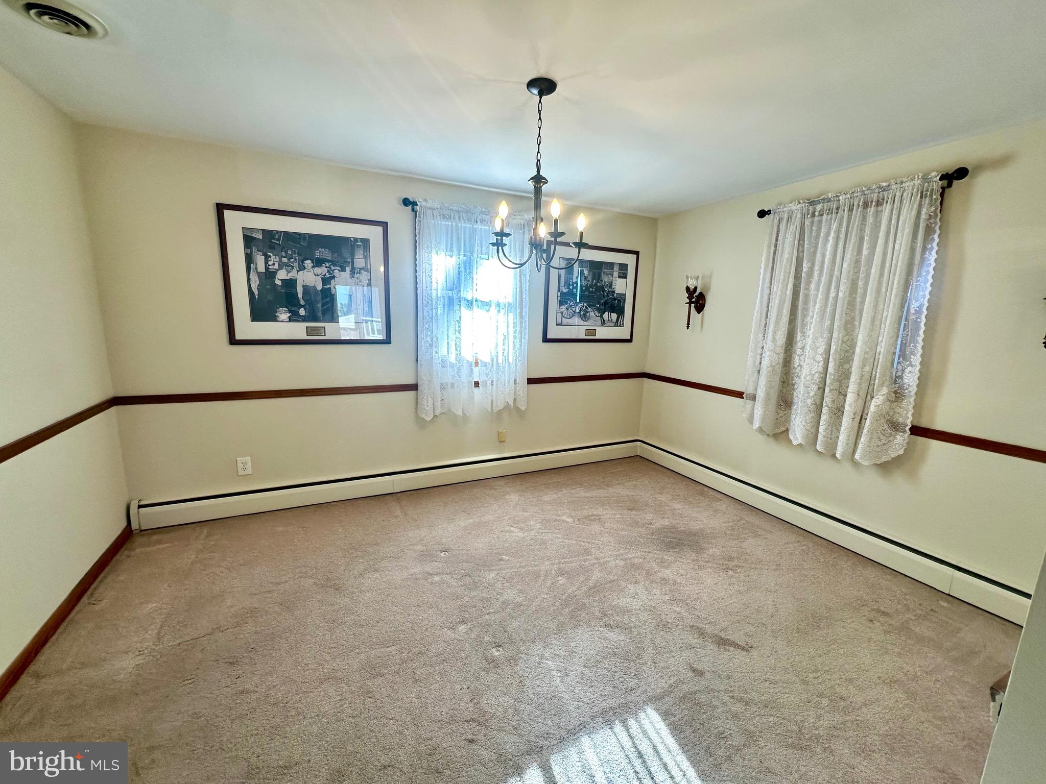 OAKLAND TERRACE - Residential