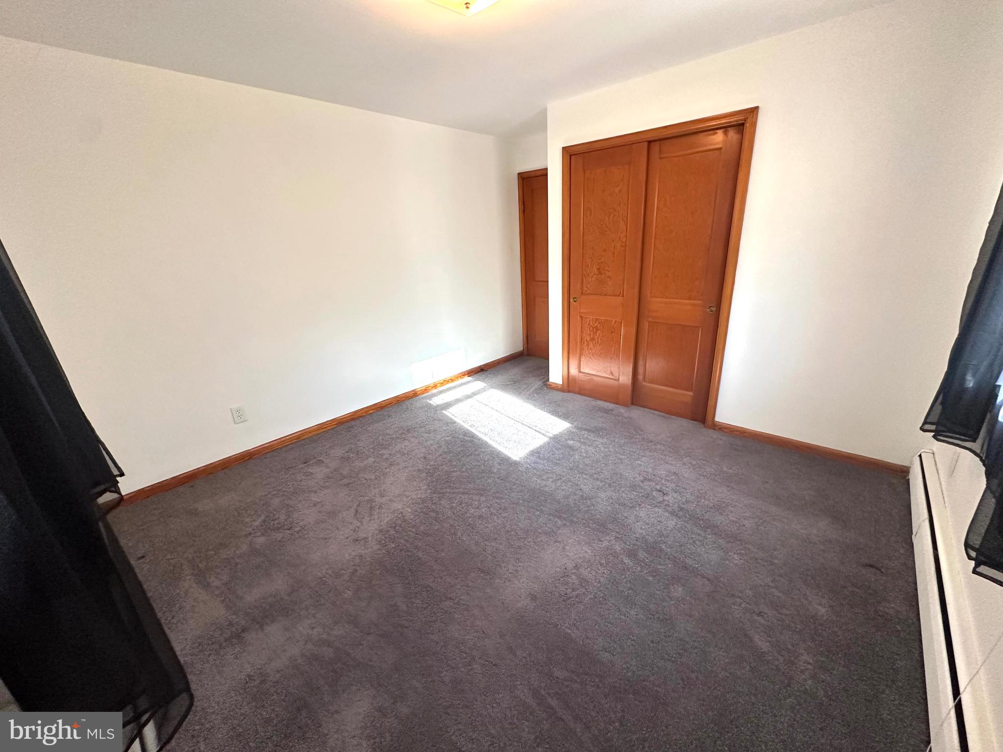 OAKLAND TERRACE - Residential