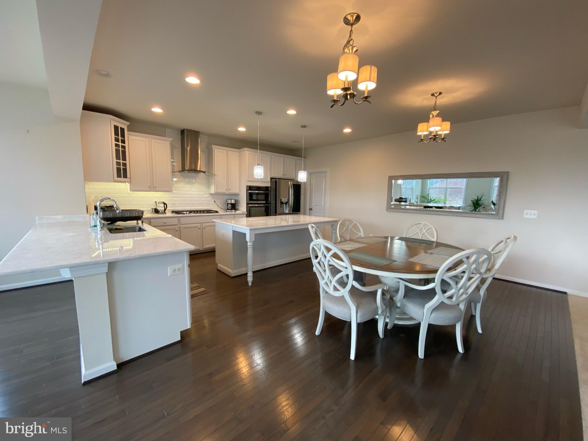 MOON GLADE FARM - Residential Lease