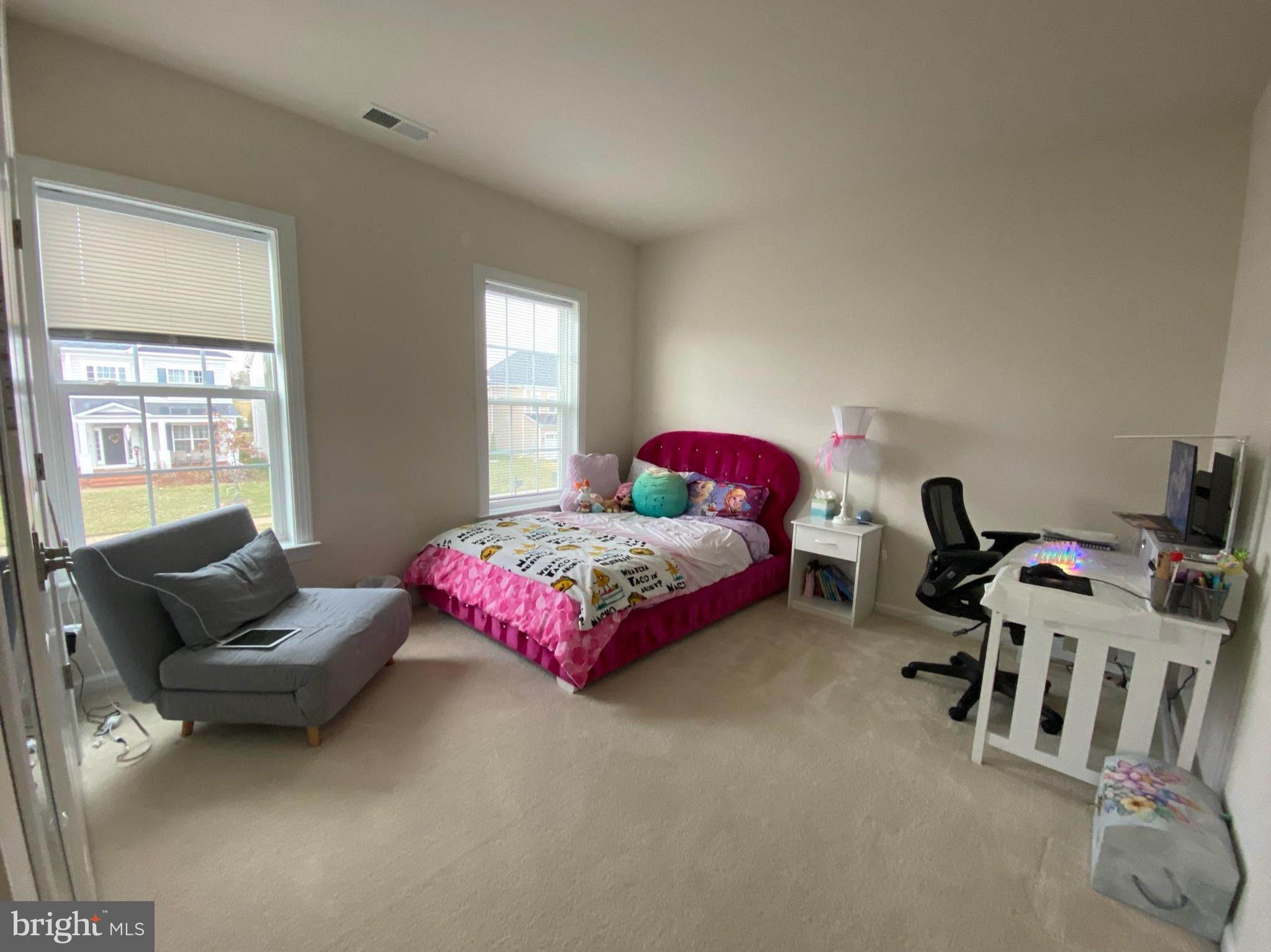 MOON GLADE FARM - Residential Lease