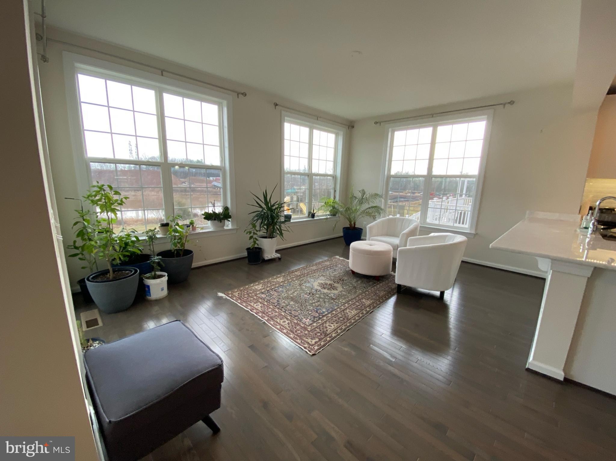 MOON GLADE FARM - Residential Lease