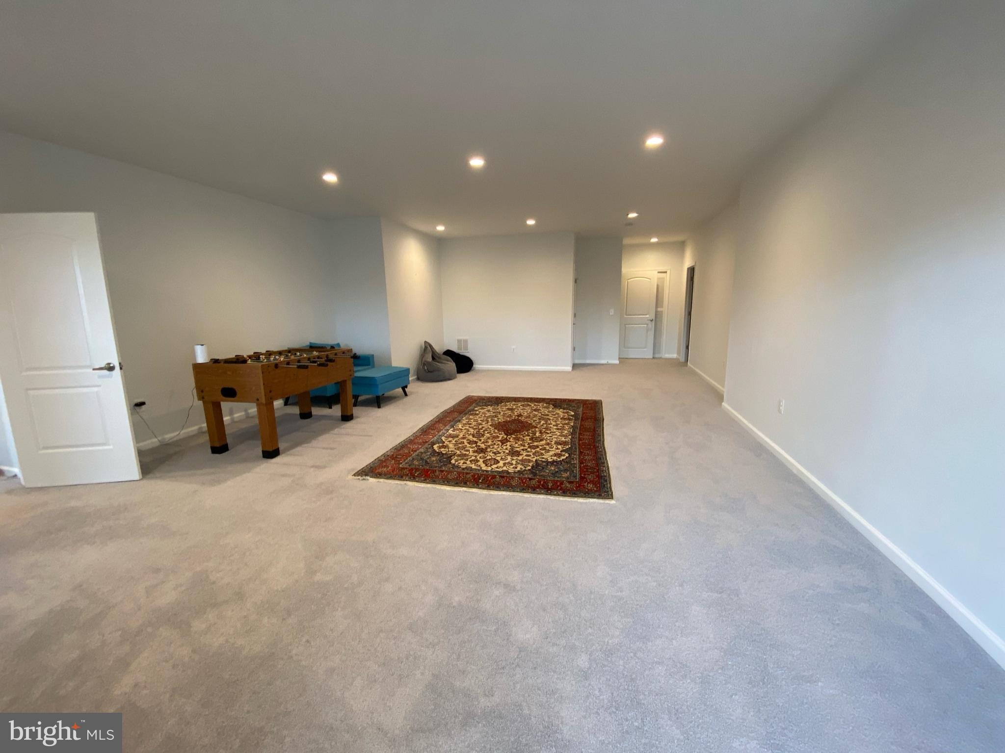 MOON GLADE FARM - Residential Lease