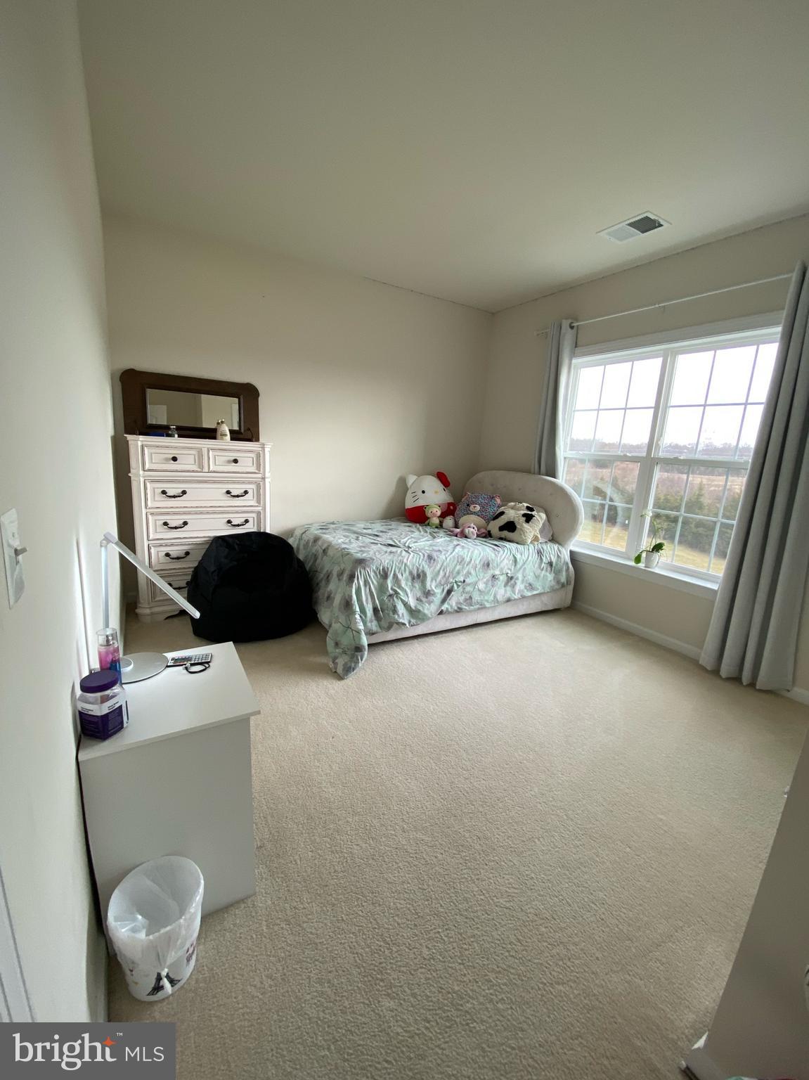 MOON GLADE FARM - Residential Lease