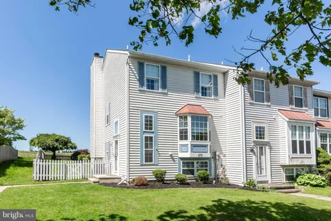 670 Boxwood Drive, Hampstead, MD MLS: MDCR2027428