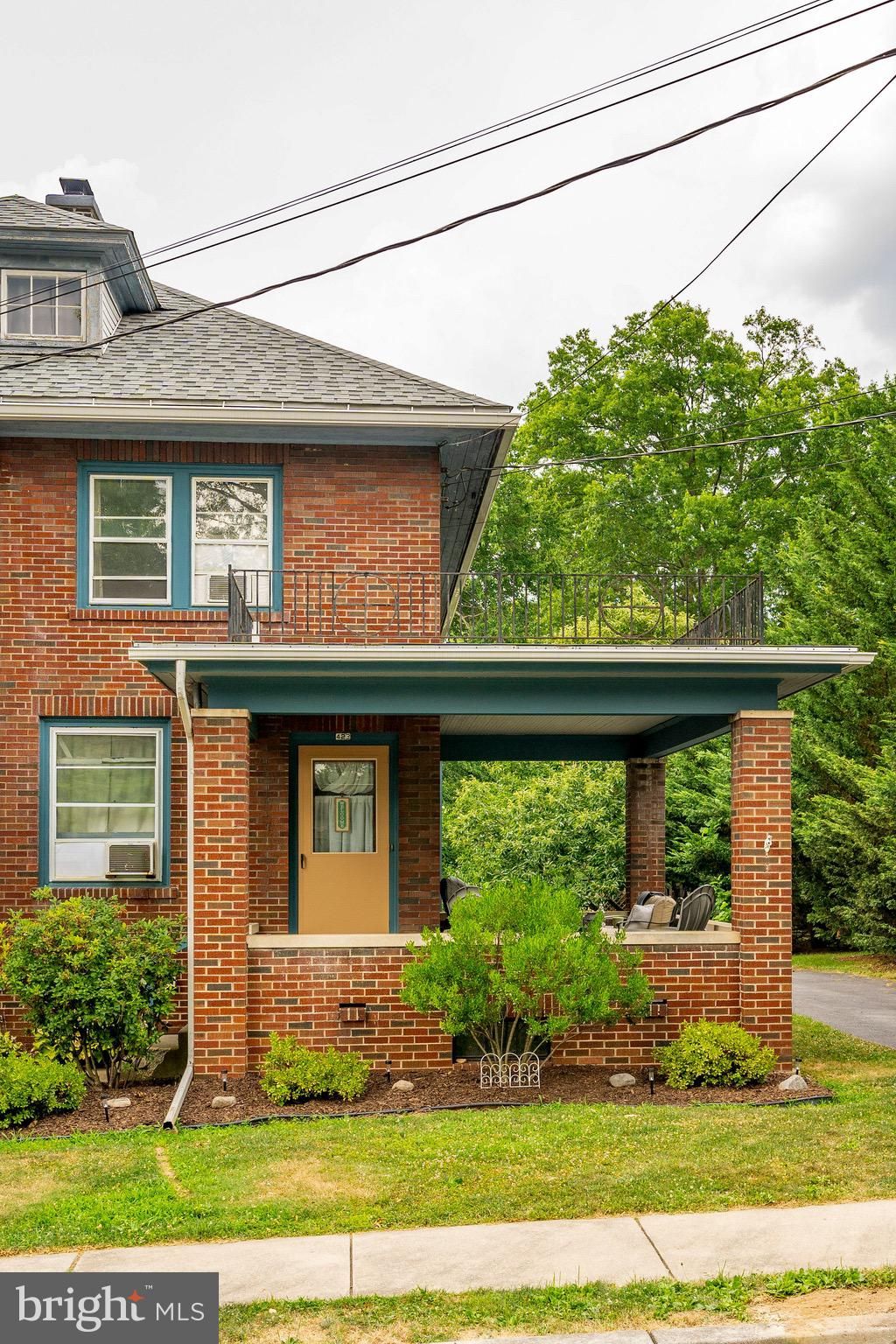 Photo of 423 S Hanover Street, Elizabethtown, PA 17022 (MLS # PALA2053144)