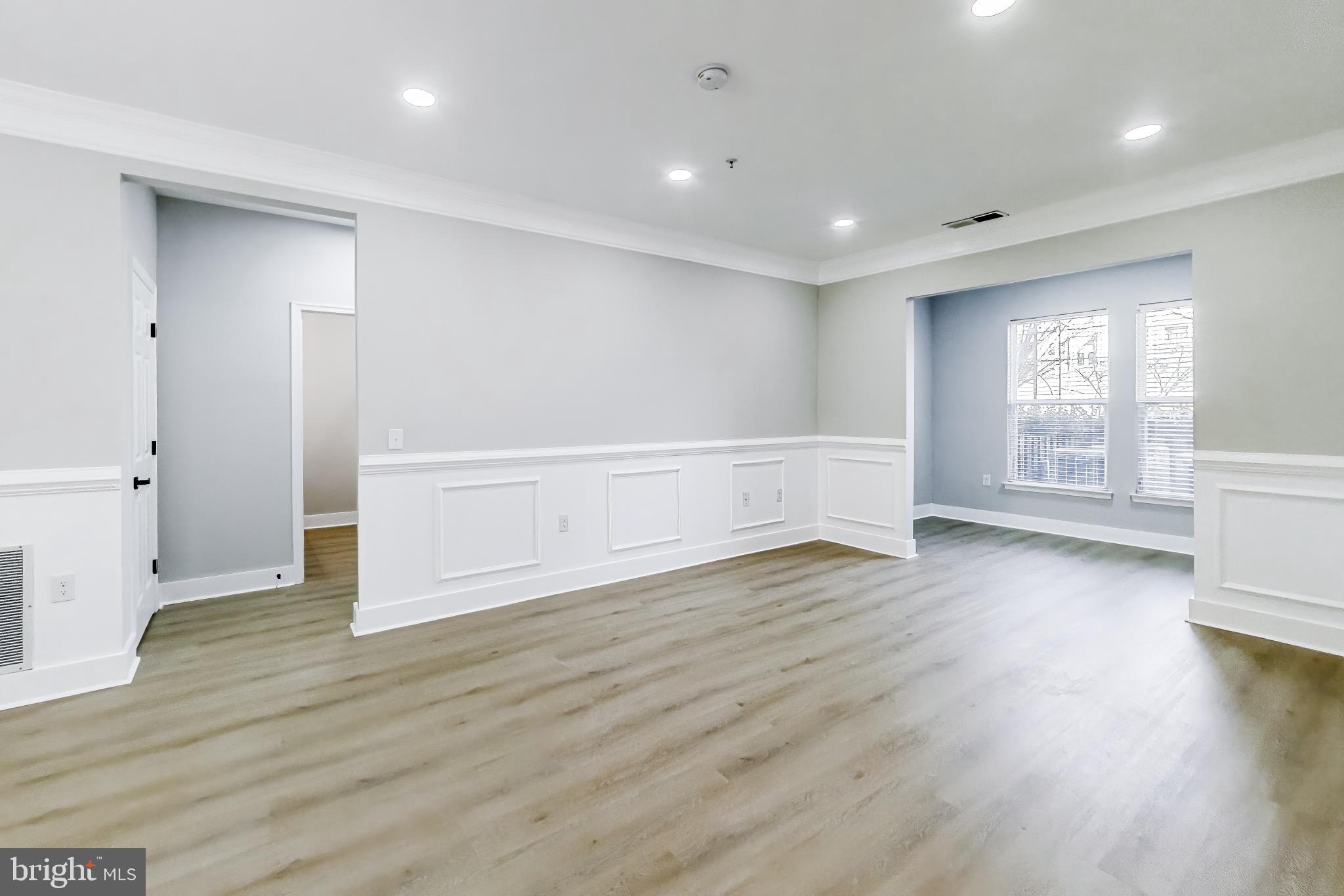 THE ADDISON AT ST PAUL - Residential