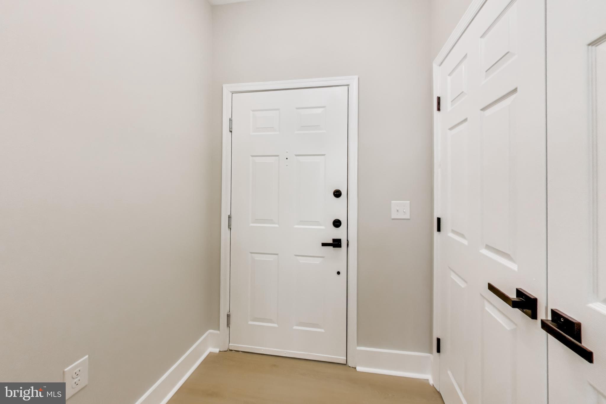 THE ADDISON AT ST PAUL - Residential