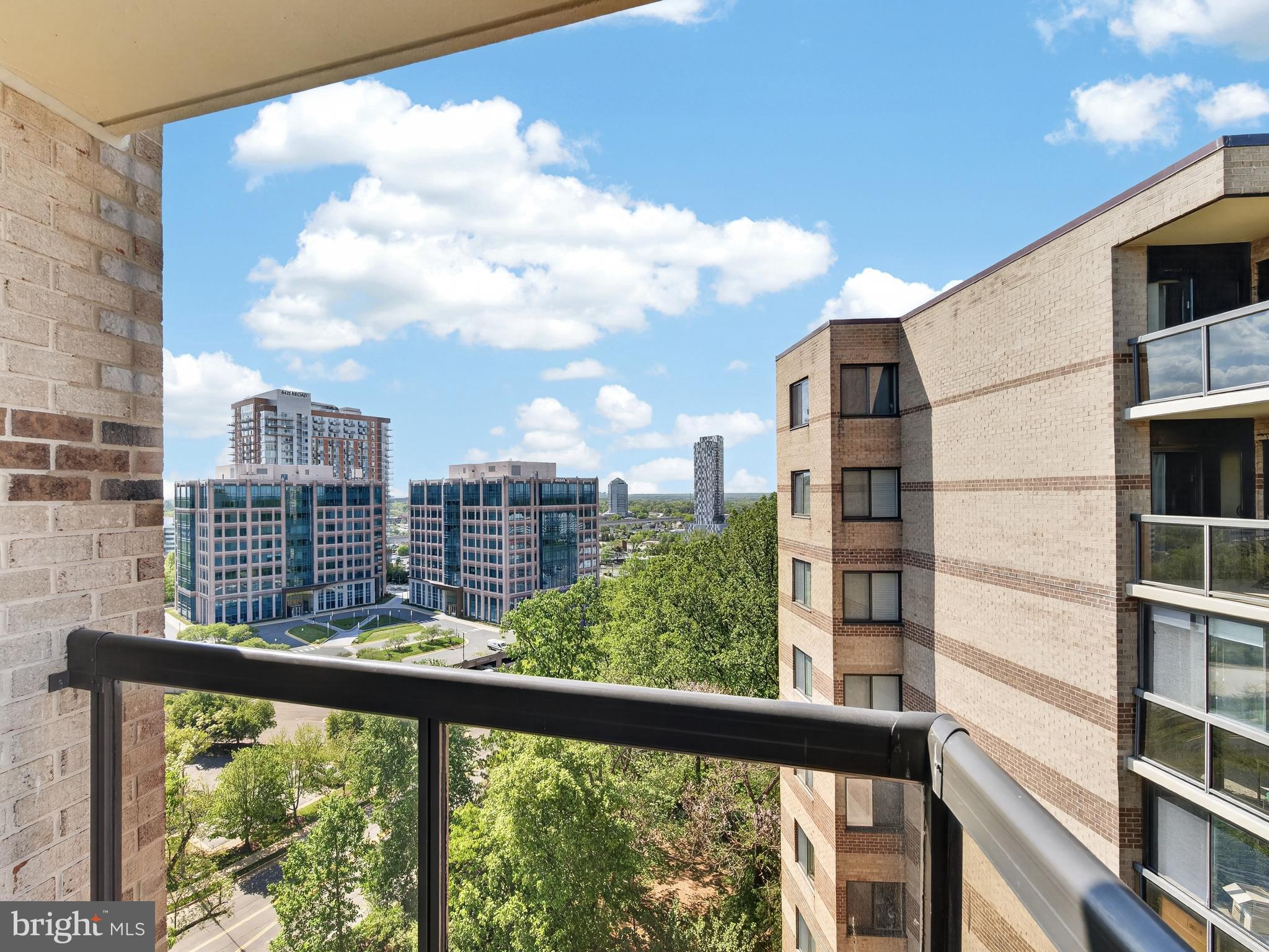 ROTONDA - Residential