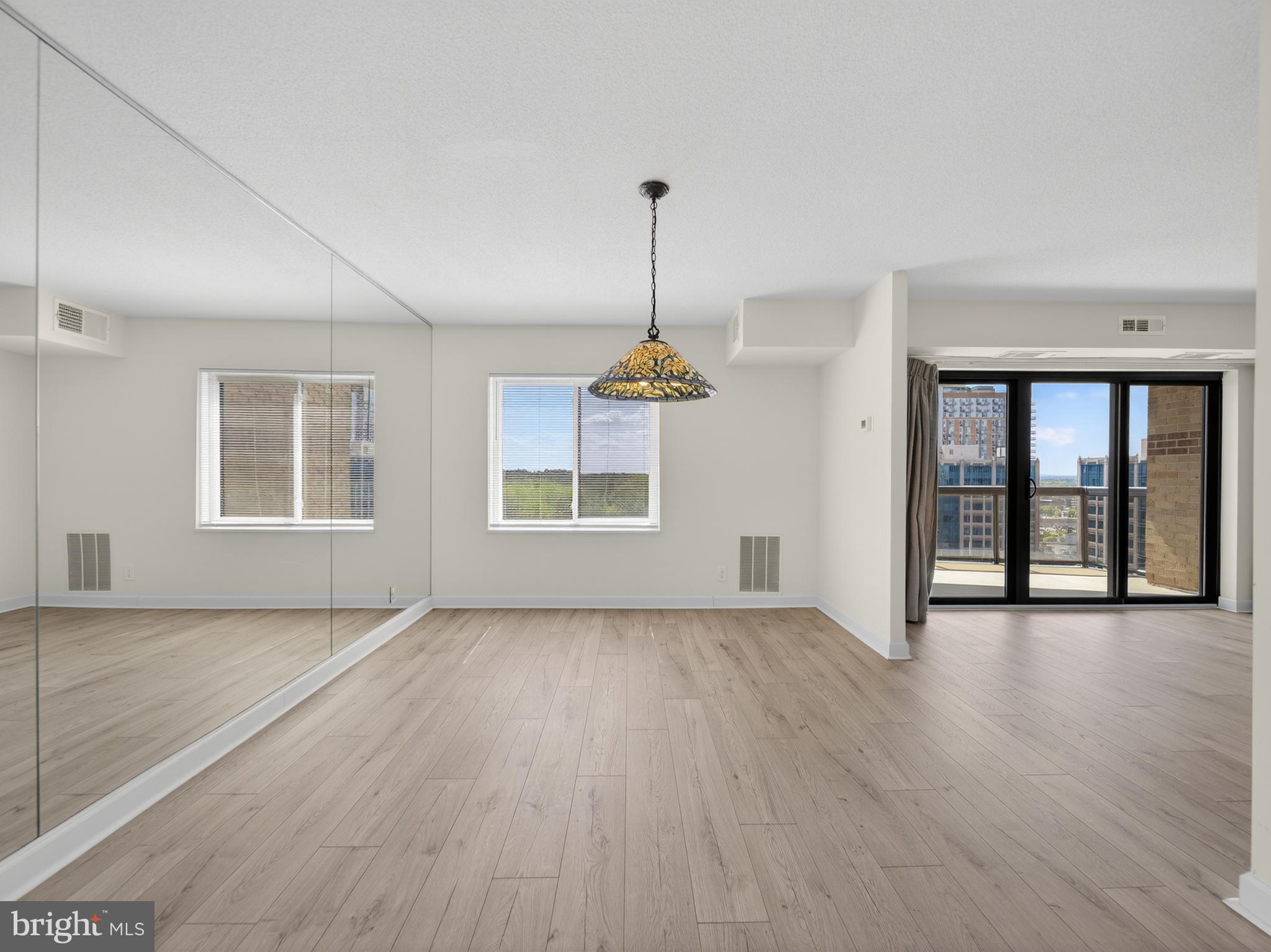 ROTONDA - Residential