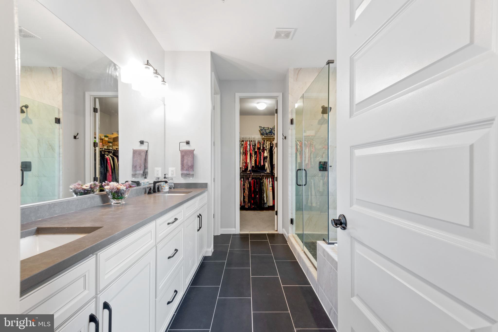 TWO RIVERS - Residential