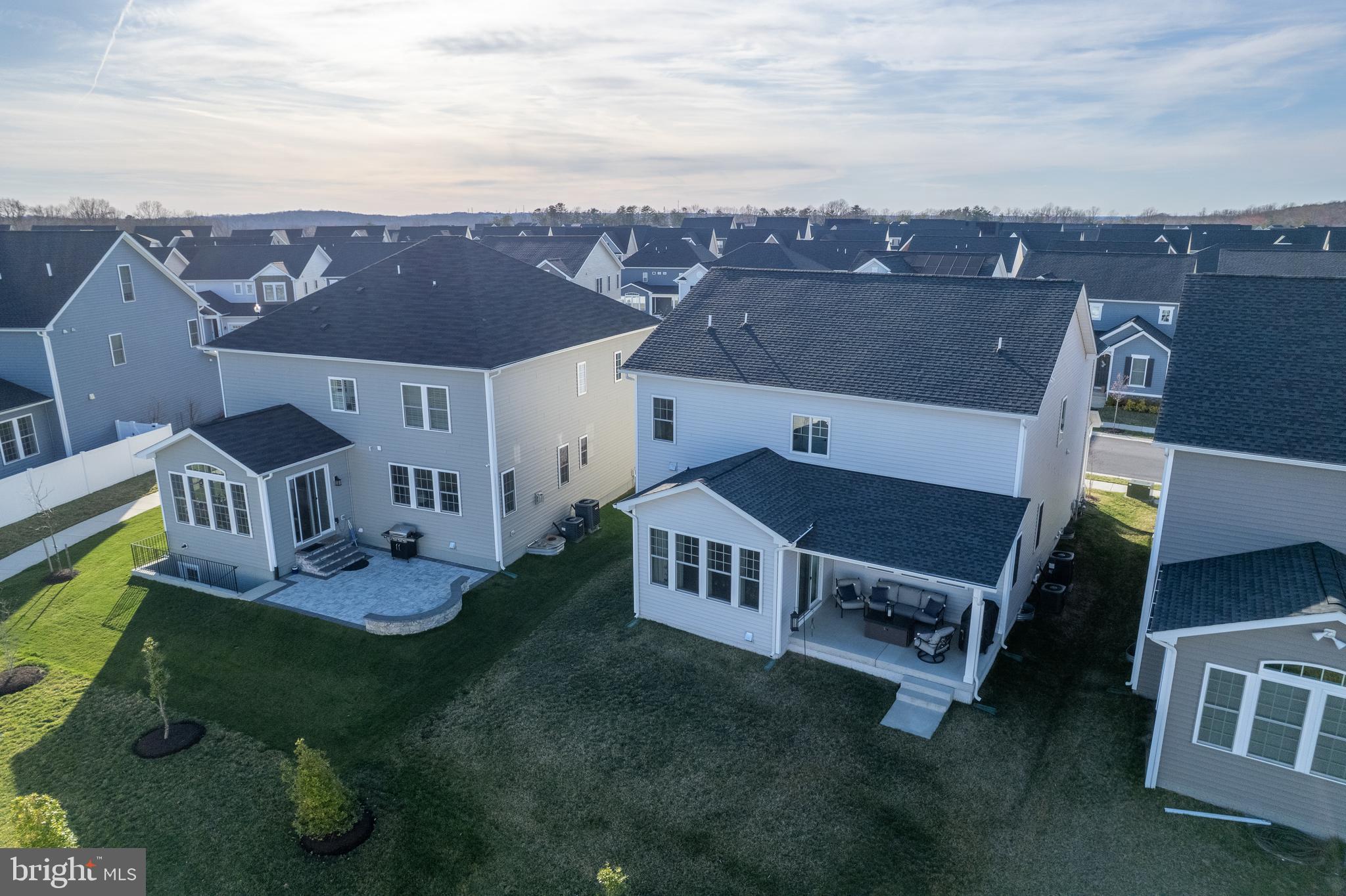 TWO RIVERS - Residential