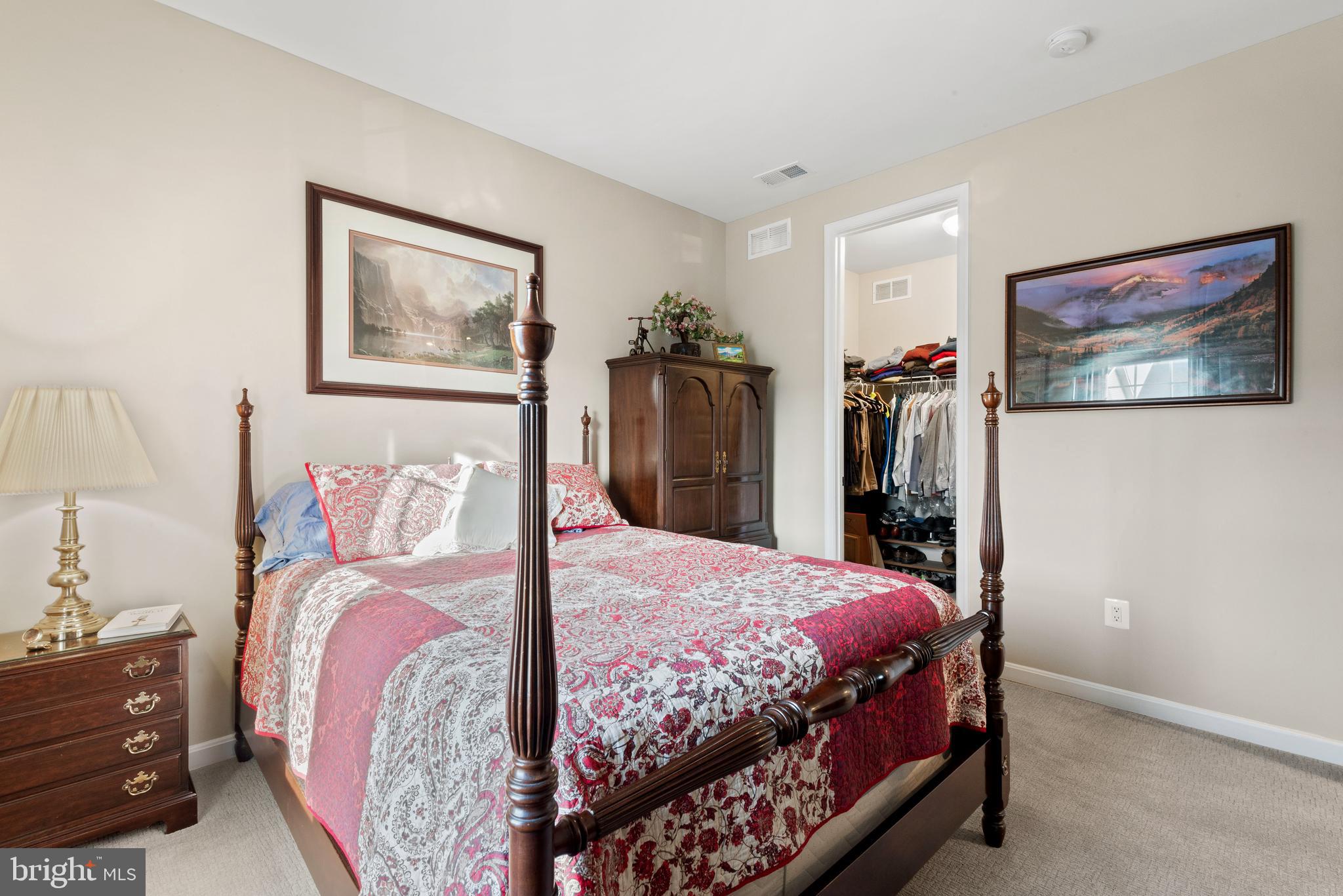 TWO RIVERS - Residential