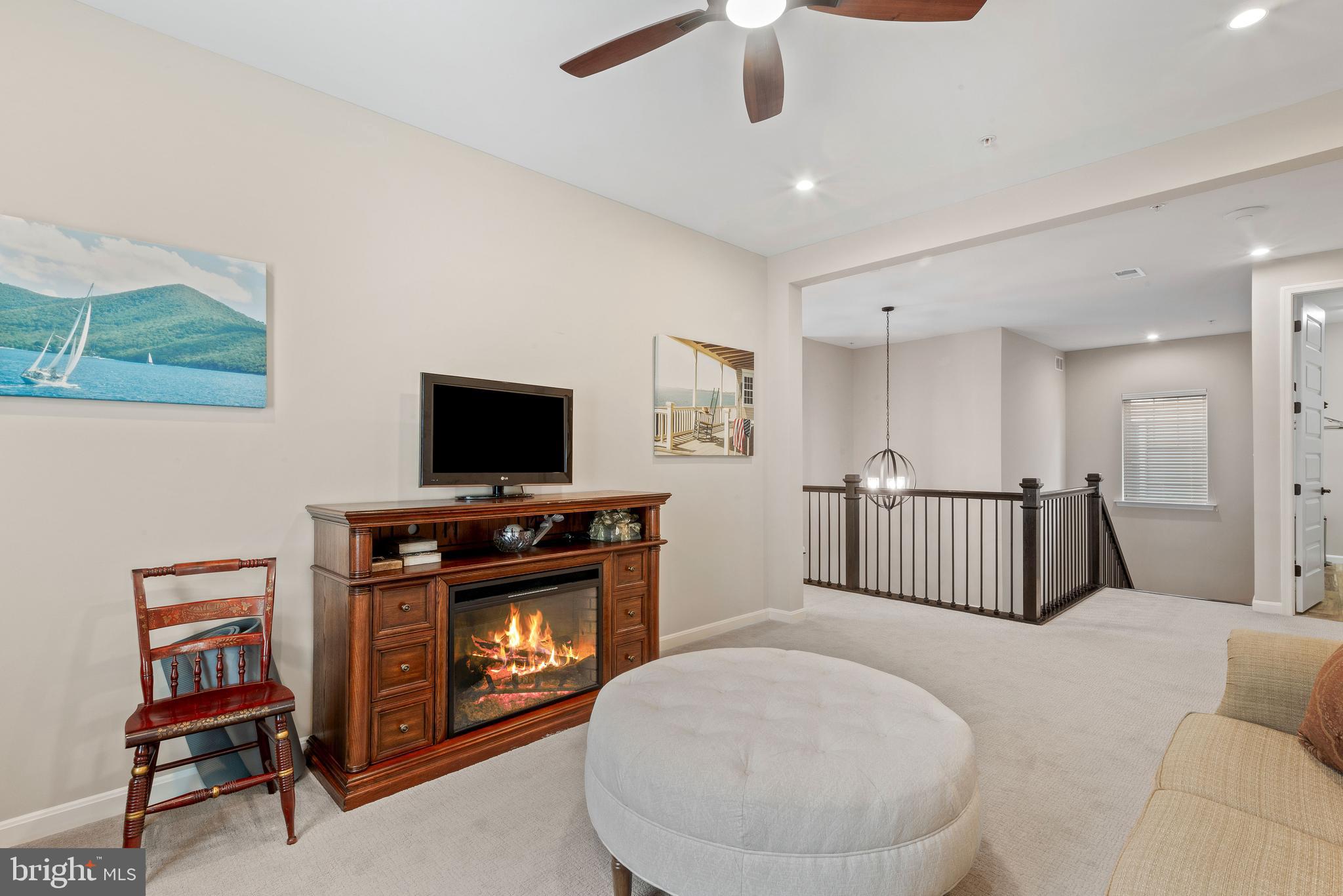 TWO RIVERS - Residential