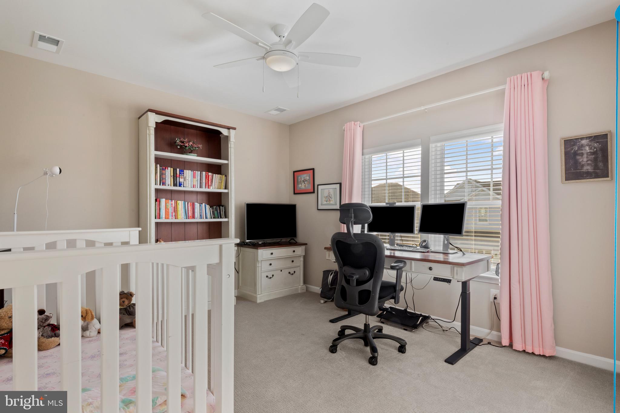 TWO RIVERS - Residential