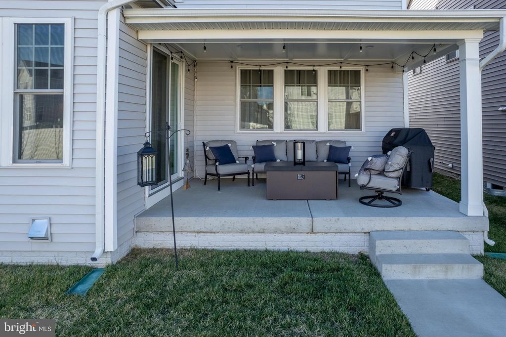 listing image 82