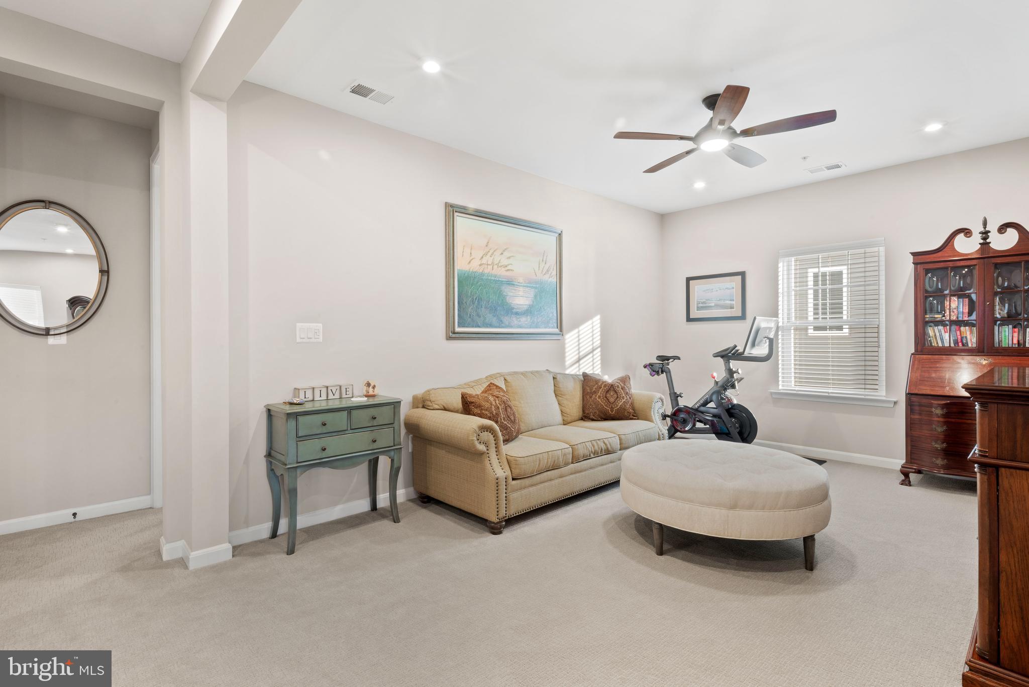 TWO RIVERS - Residential