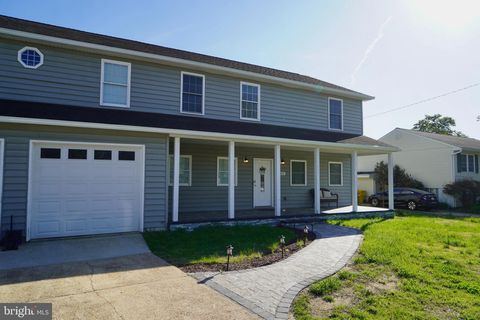 811 223RD STREET PASADENA MD 21122