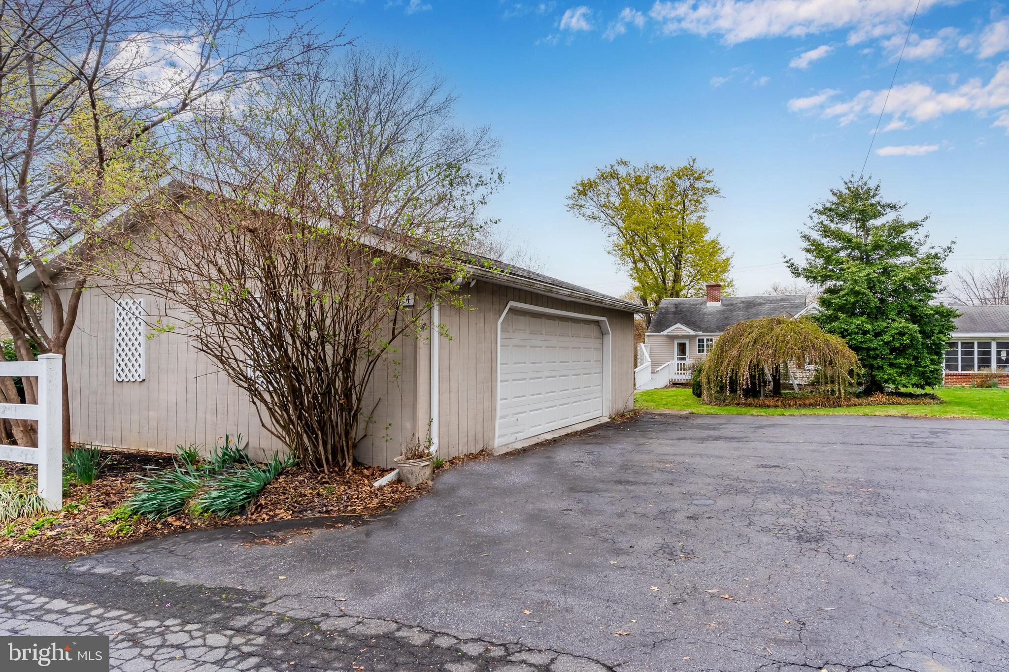 SHIREMANSTOWN - Residential