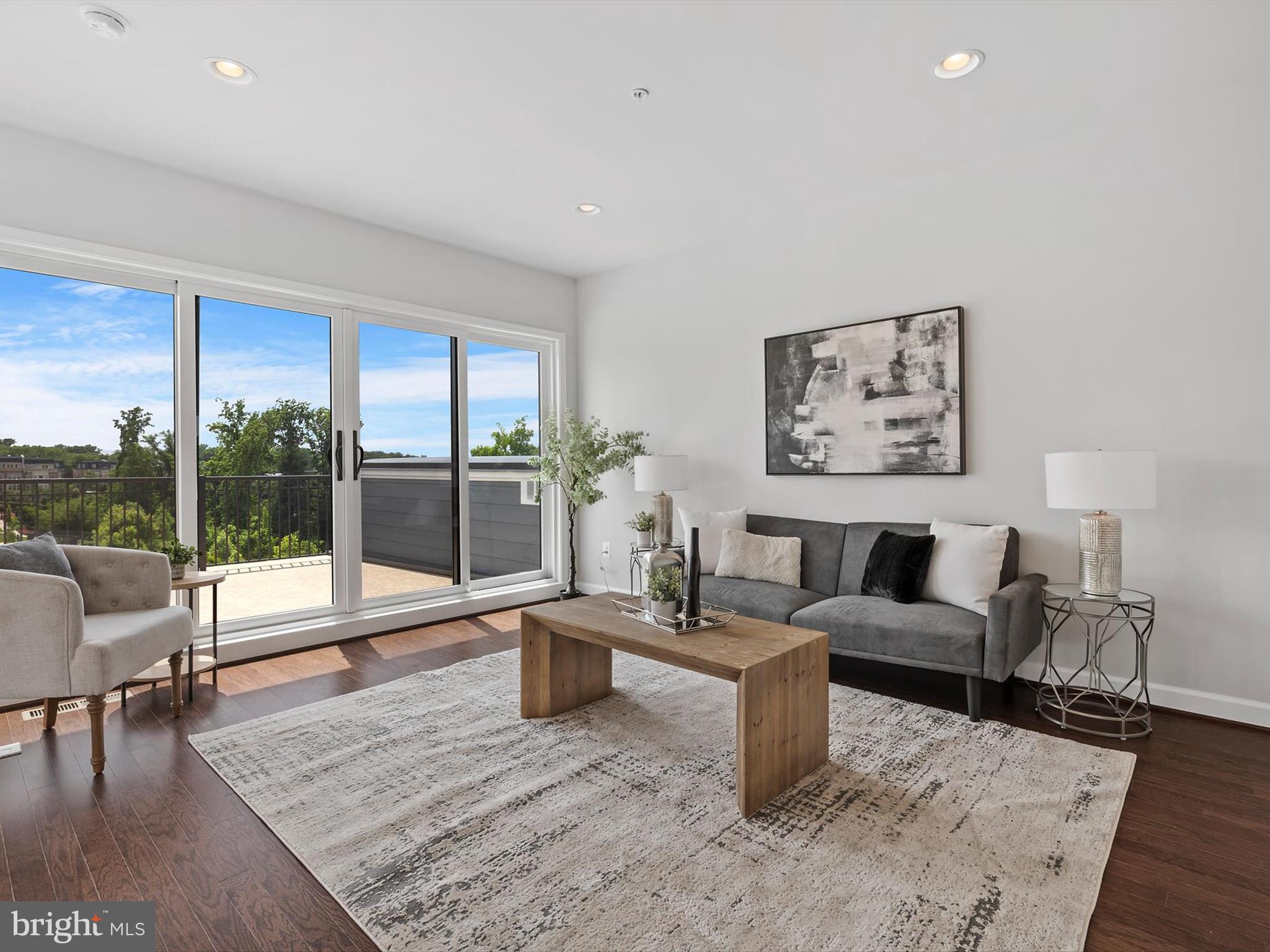 POTOMAC OVERLOOK CONDO - Residential