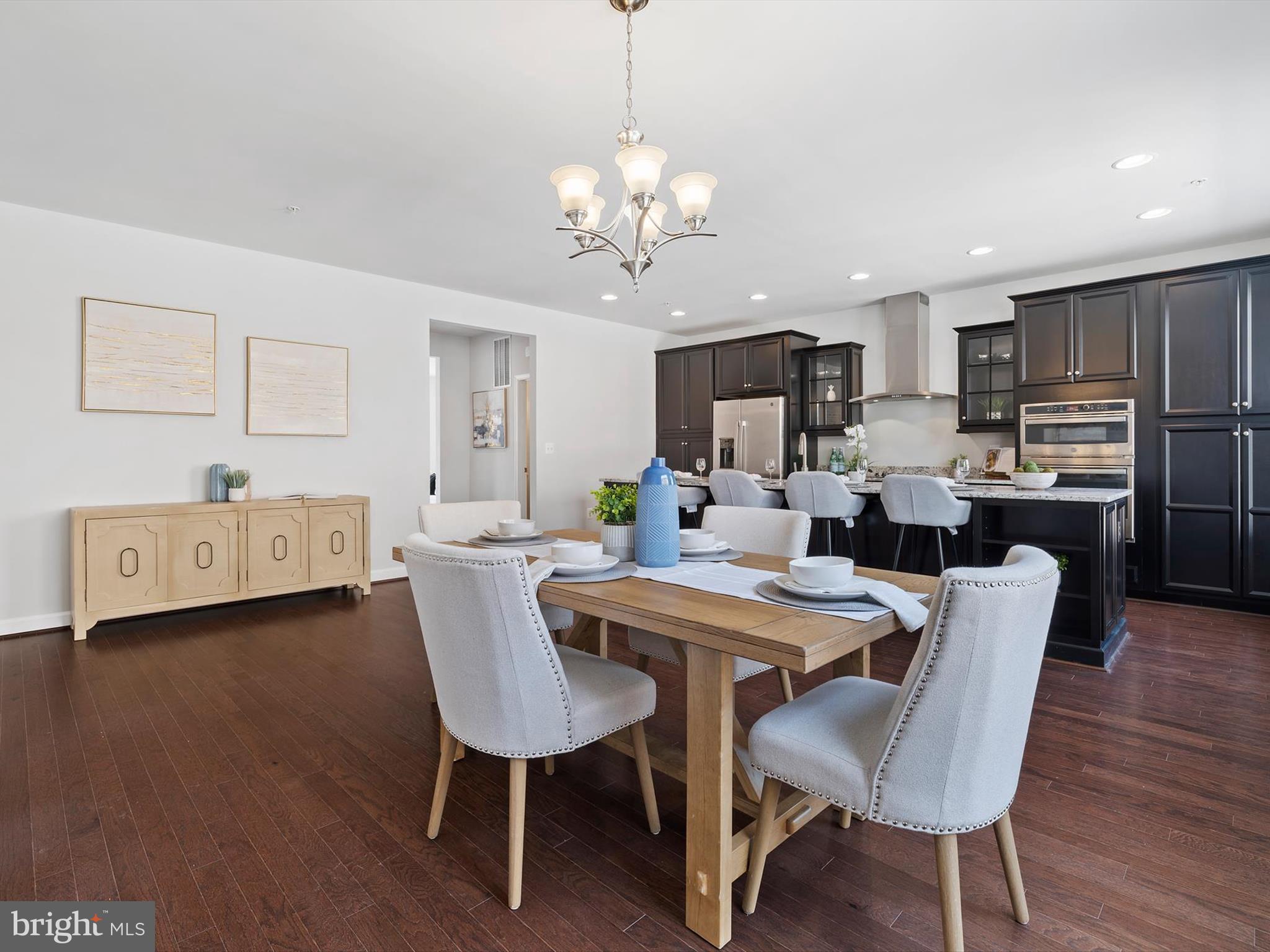 POTOMAC OVERLOOK CONDO - Residential