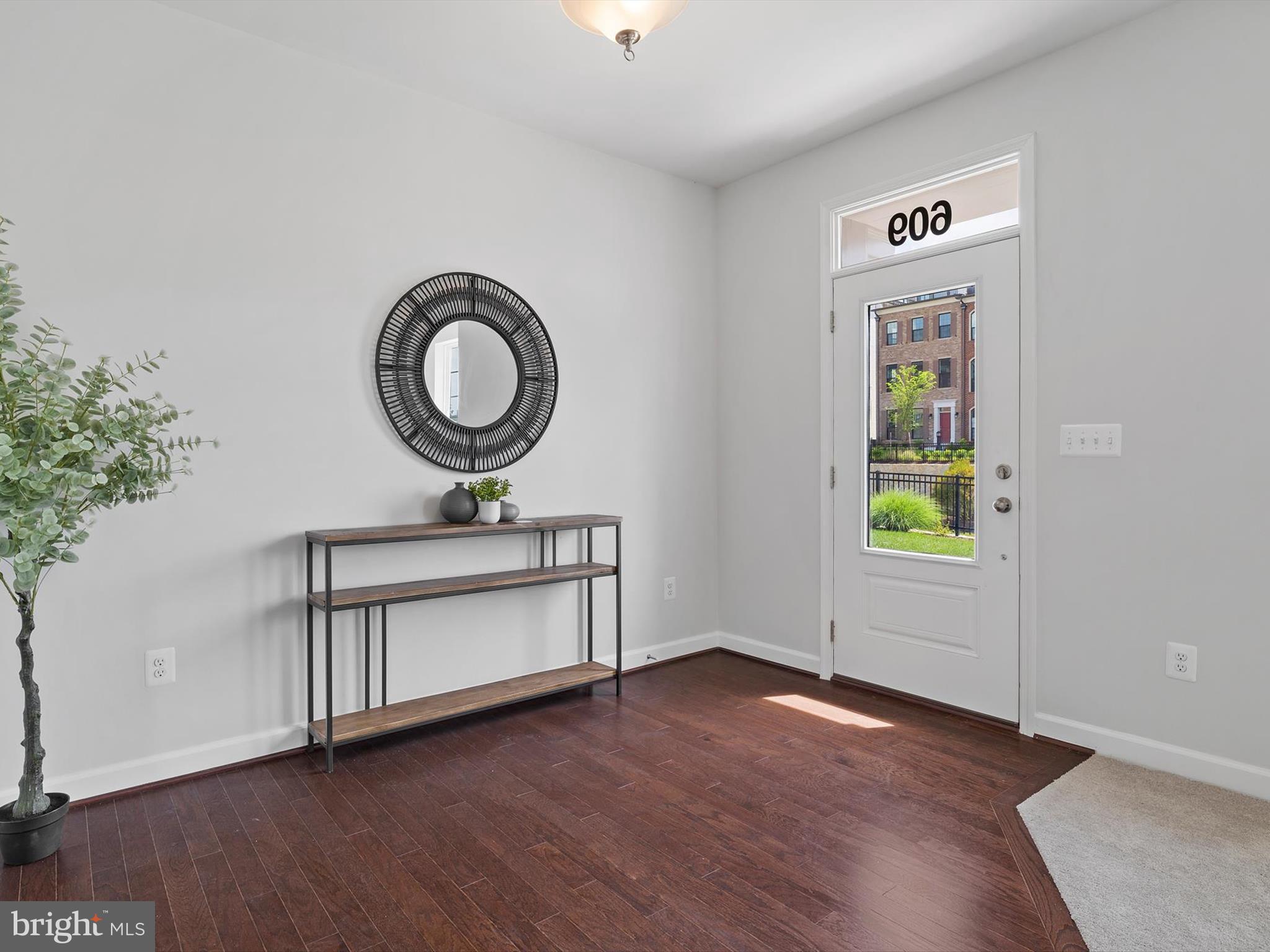 POTOMAC OVERLOOK CONDO - Residential