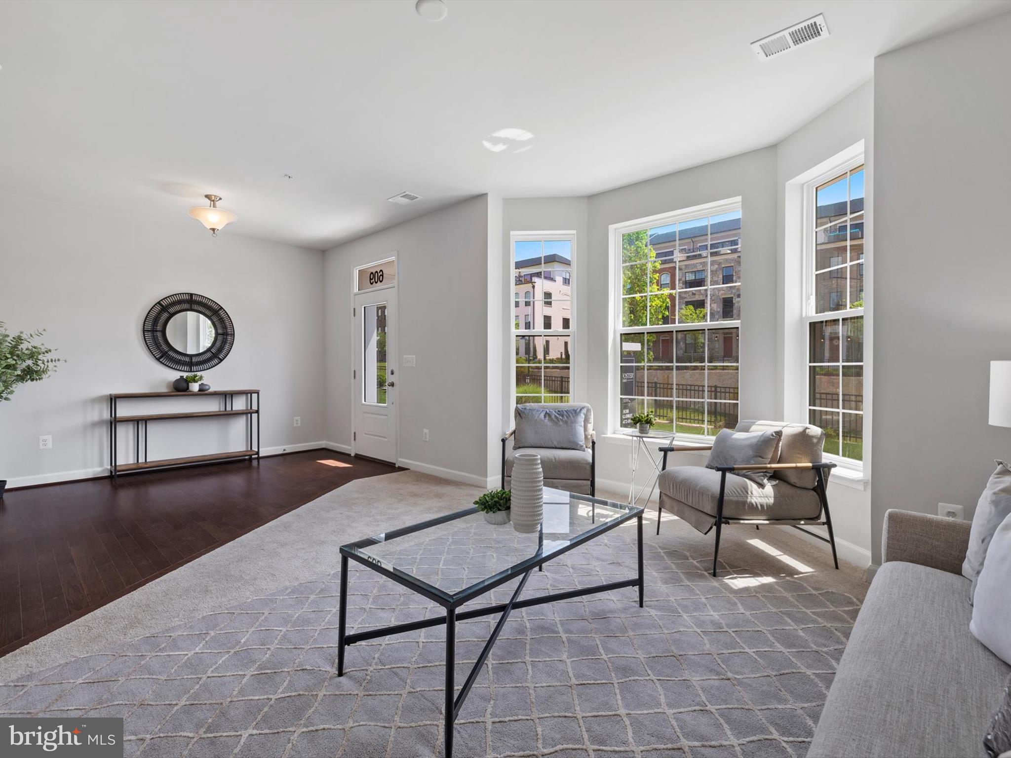 POTOMAC OVERLOOK CONDO - Residential