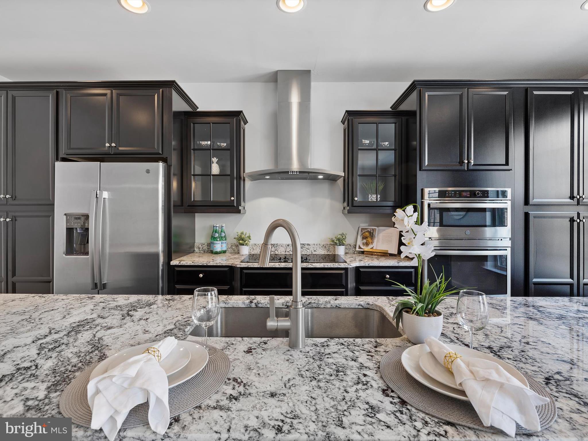 POTOMAC OVERLOOK CONDO - Residential