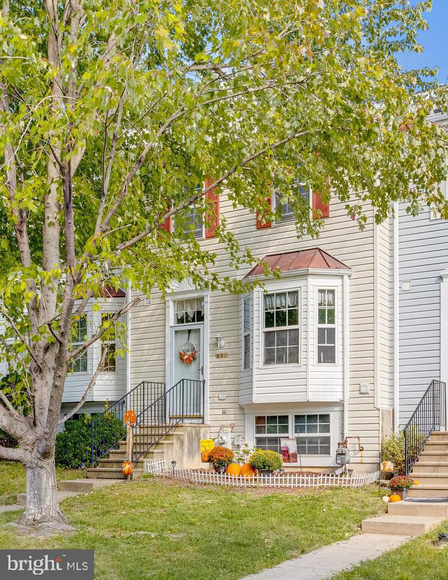 WOODS OF BAYVIEW - Residential