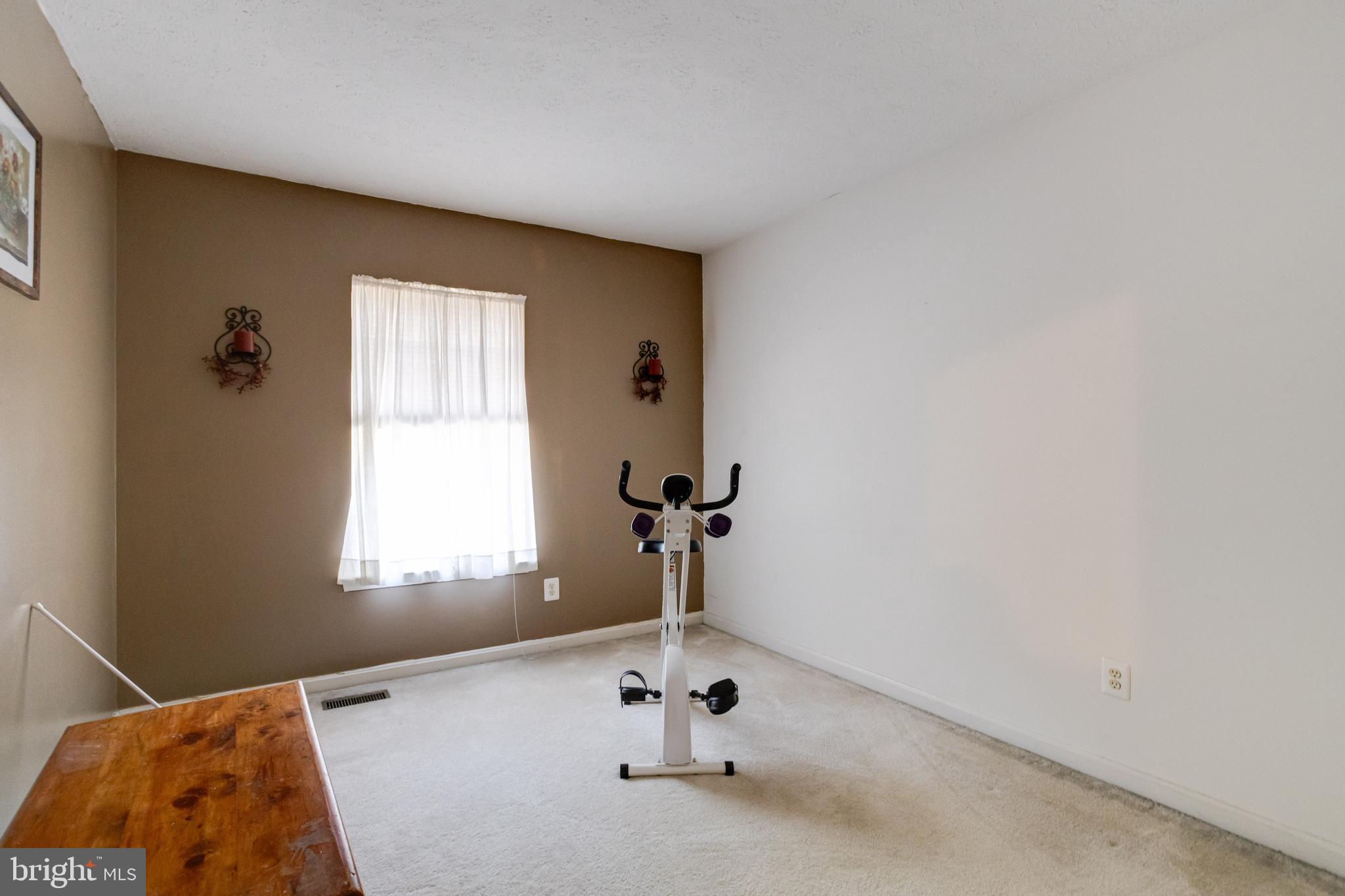 WOODS OF BAYVIEW - Residential