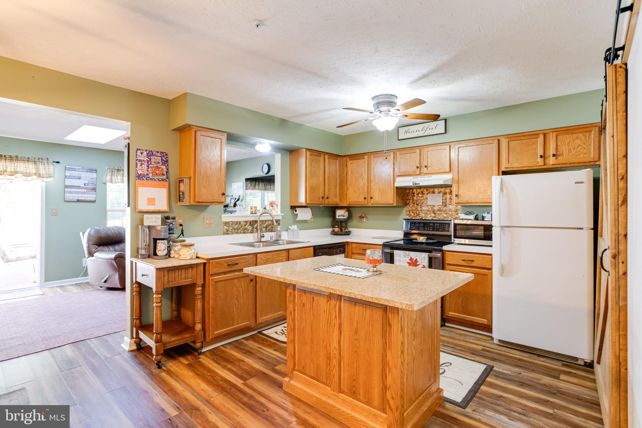 WOODS OF BAYVIEW - Residential