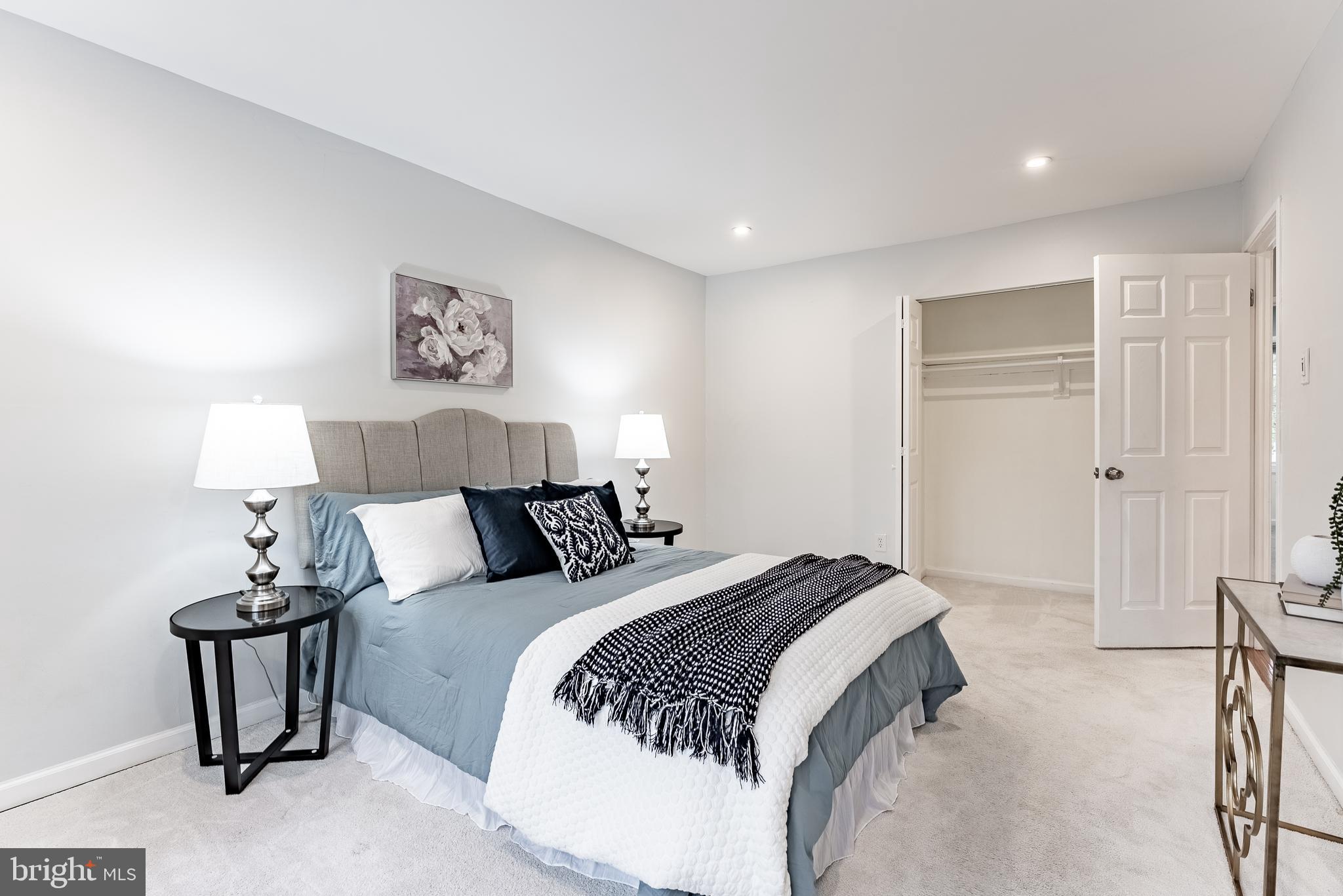 THE TIMBERS - Residential