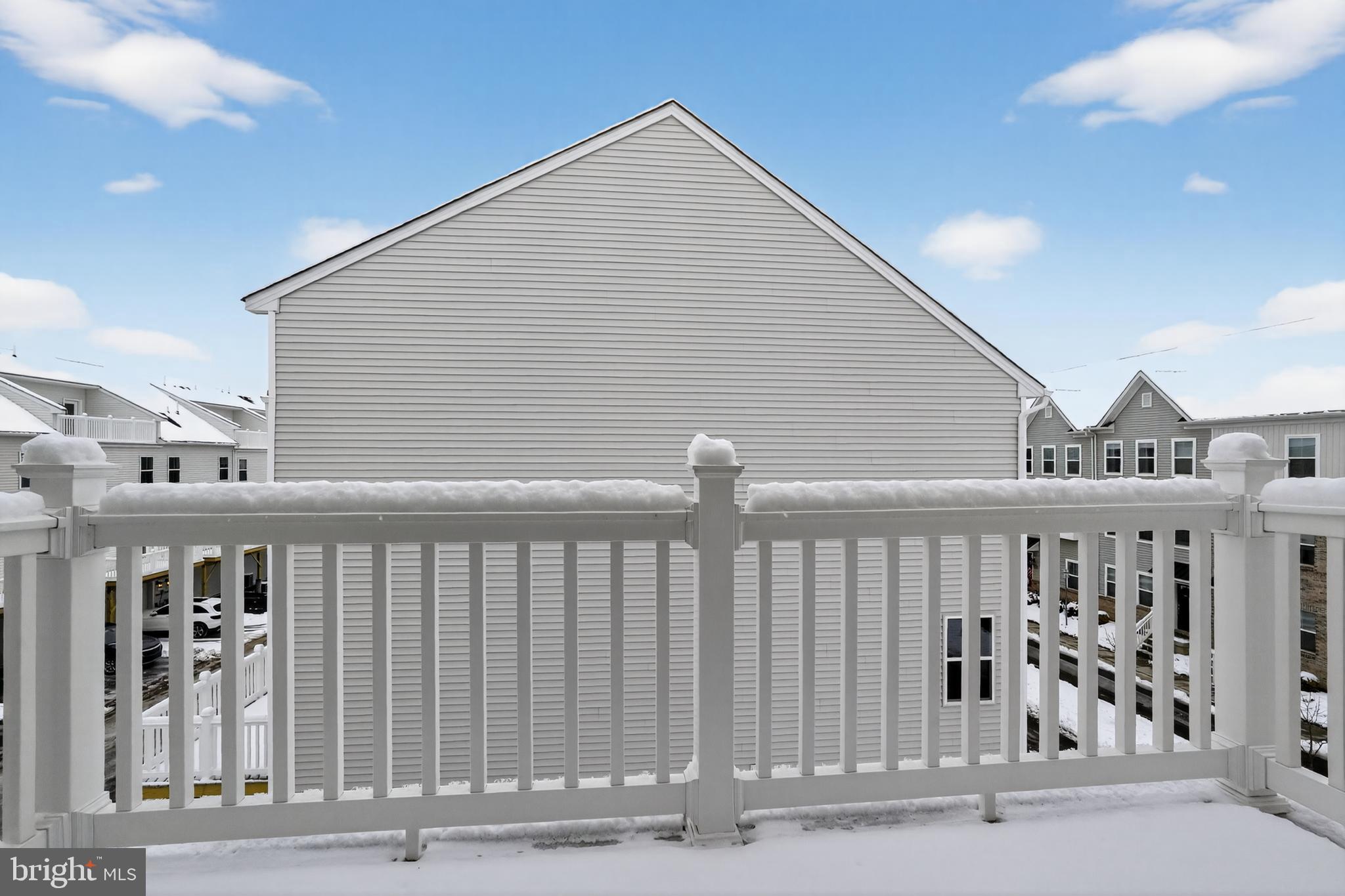 RIVER PIONTE - Residential