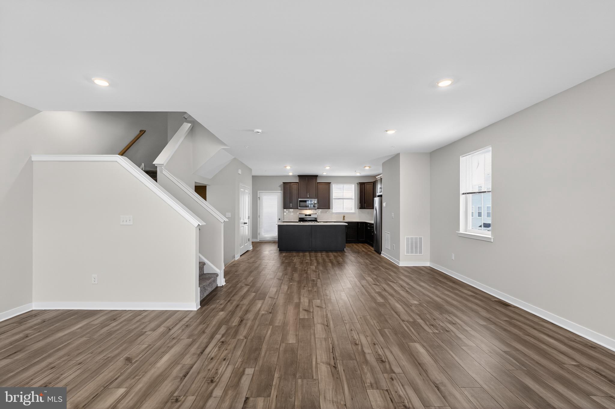 RIVER PIONTE - Residential