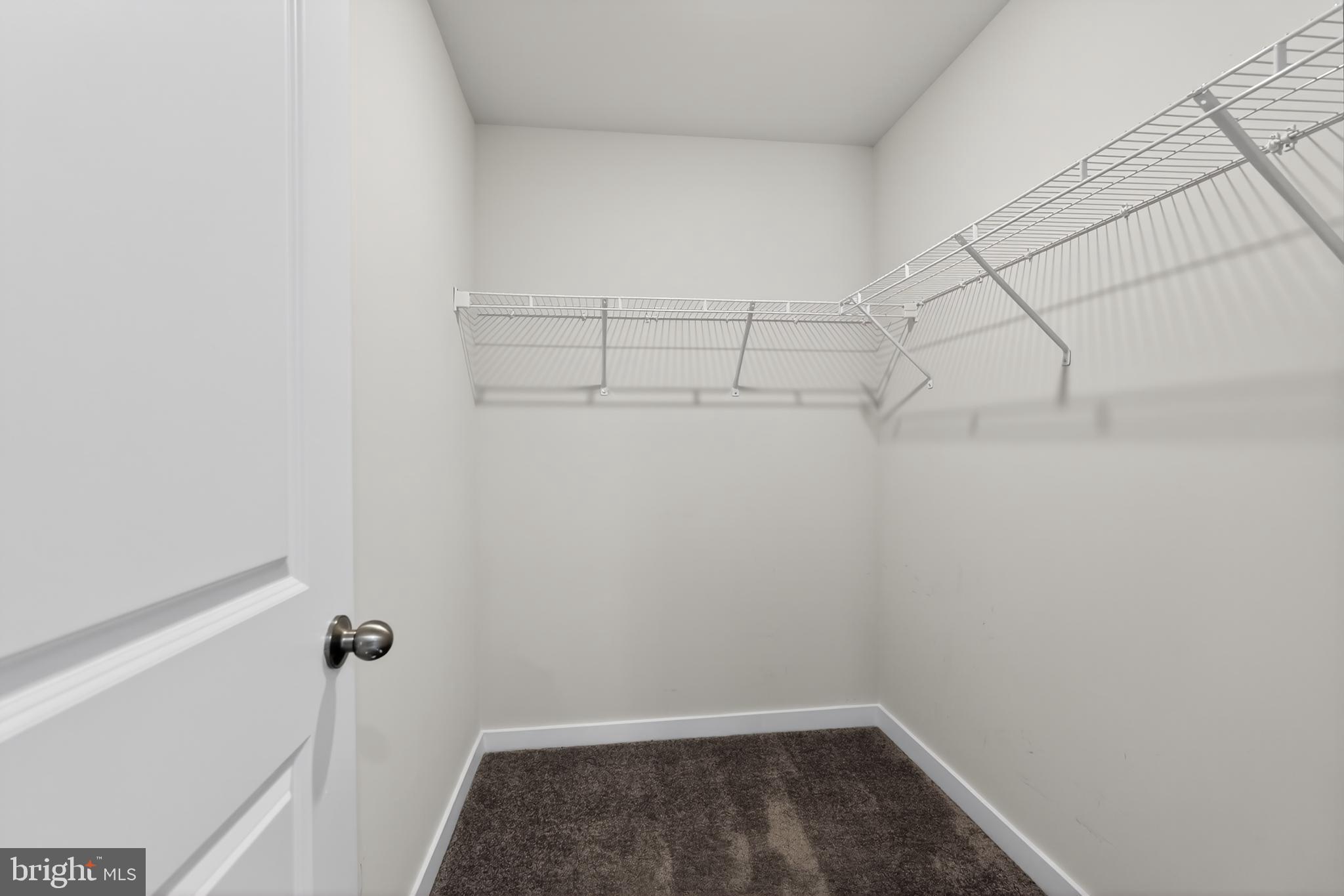 RIVER PIONTE - Residential